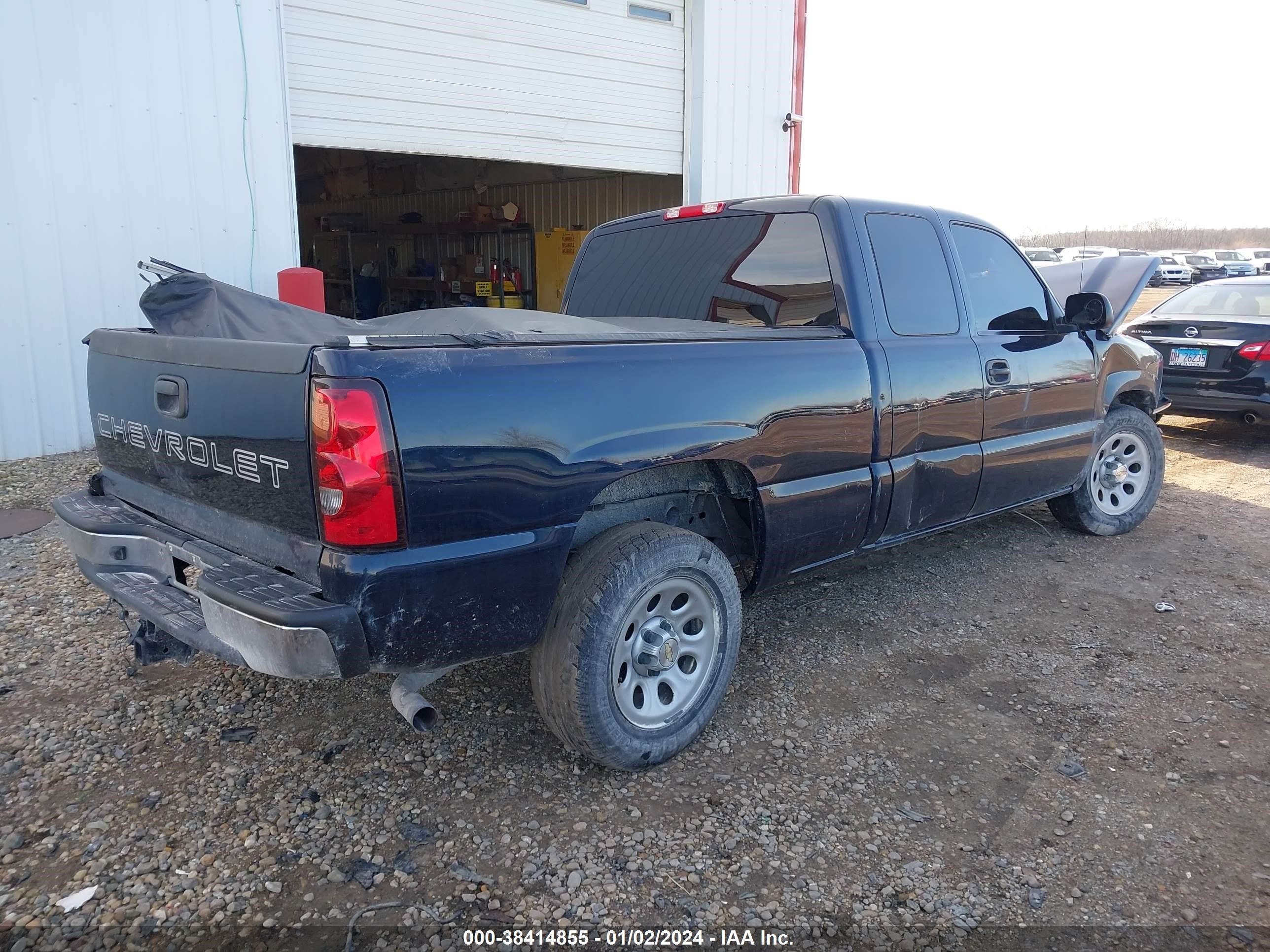 Photo 3 VIN: 1GCEC19V37Z202158 - CHEVROLET SILVERADO 