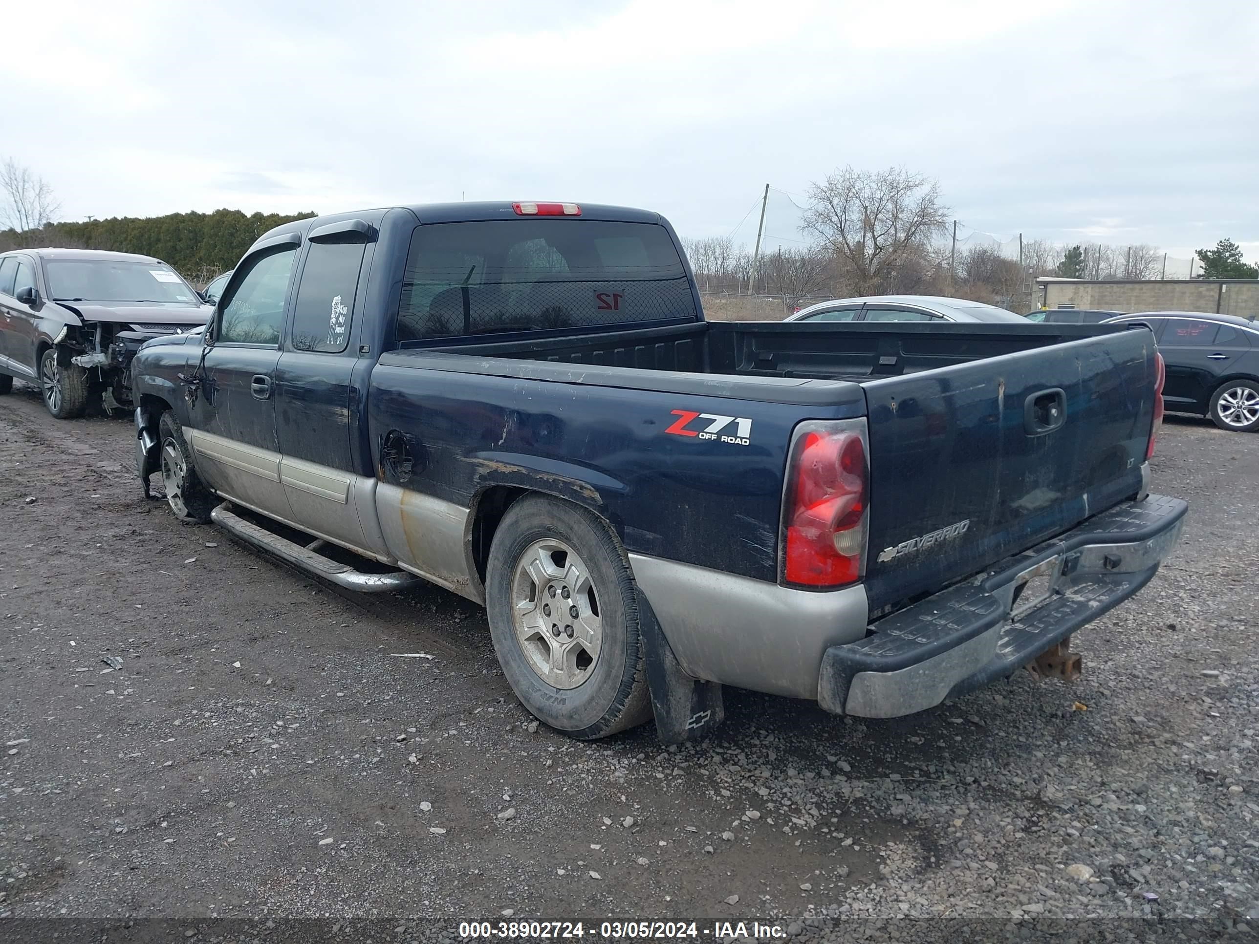 Photo 2 VIN: 1GCEC19V46Z265543 - CHEVROLET SILVERADO 