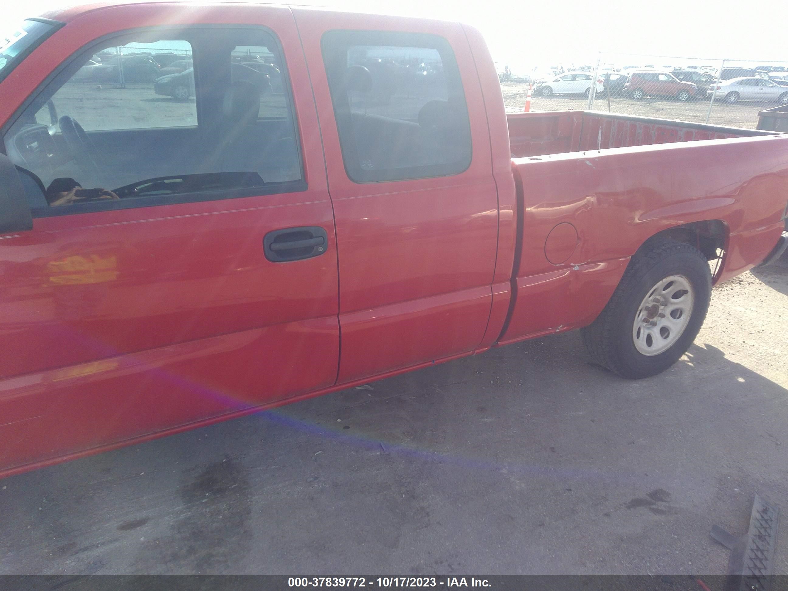 Photo 5 VIN: 1GCEC19V65Z351659 - CHEVROLET SILVERADO 