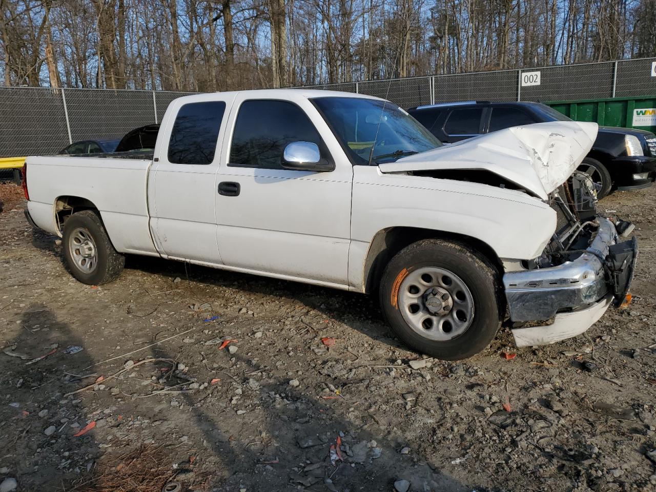 Photo 3 VIN: 1GCEC19V65Z355906 - CHEVROLET SILVERADO 