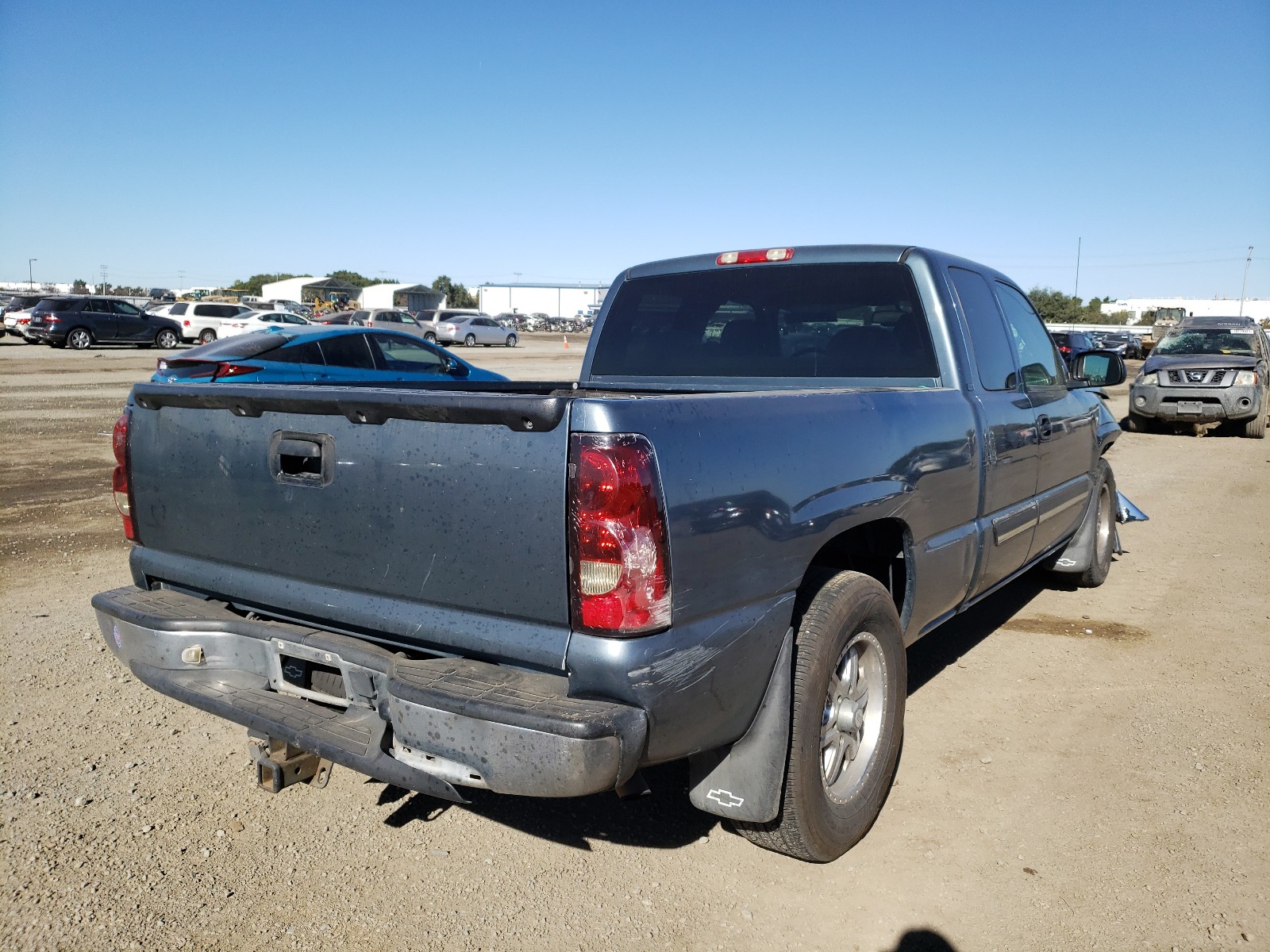 Photo 3 VIN: 1GCEC19V66Z146554 - CHEVROLET SILVERADO 