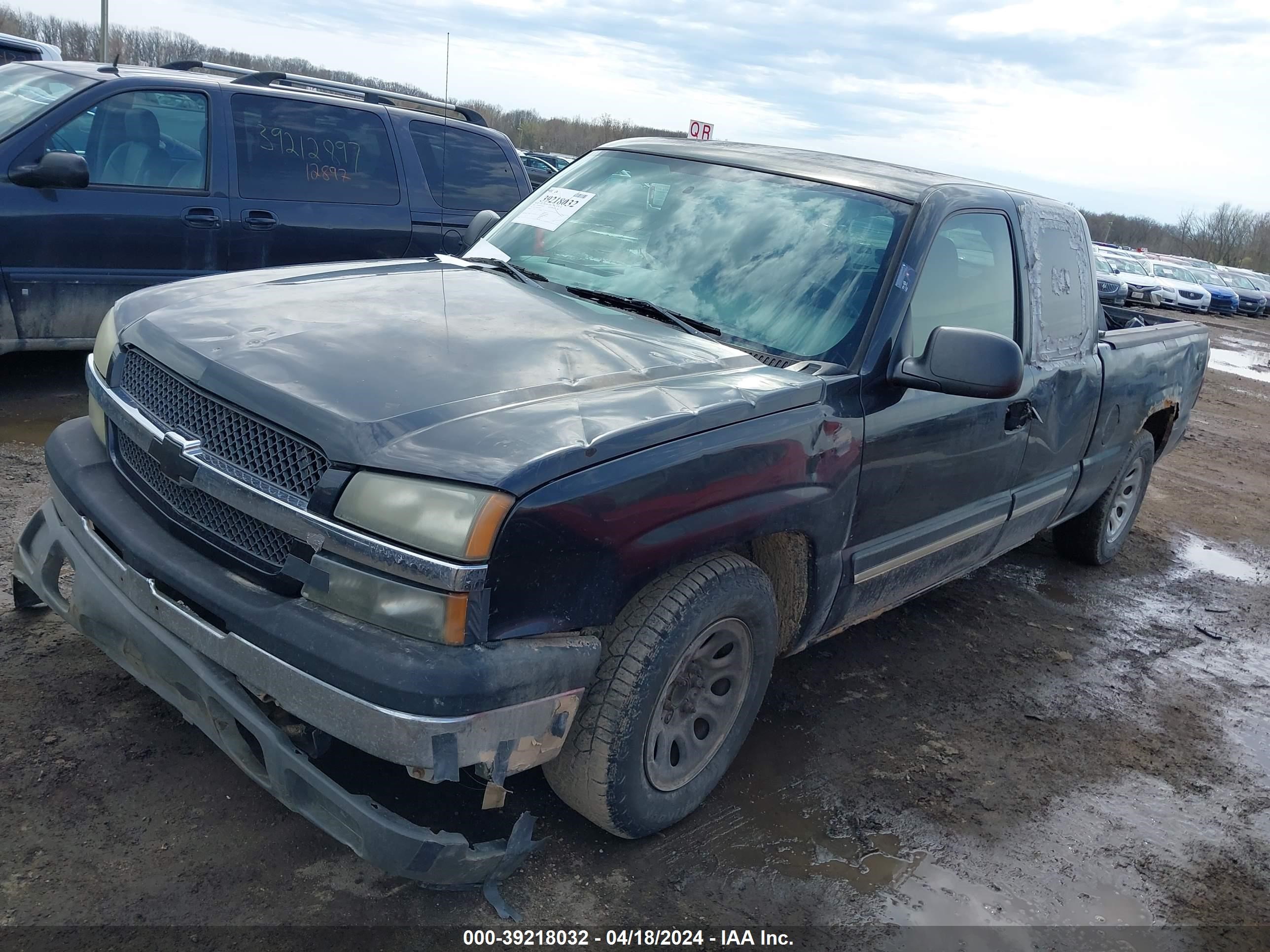 Photo 1 VIN: 1GCEC19V85Z295420 - CHEVROLET SILVERADO 