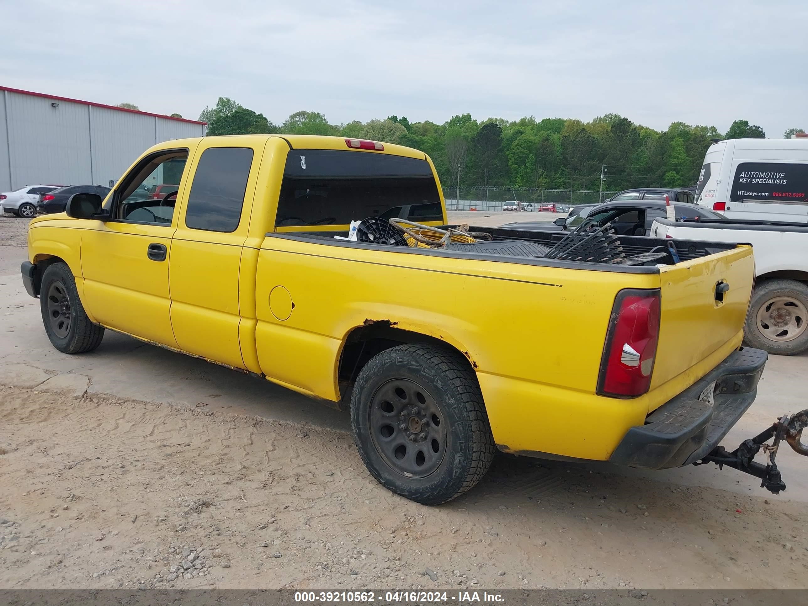 Photo 2 VIN: 1GCEC19V96Z286694 - CHEVROLET SILVERADO 