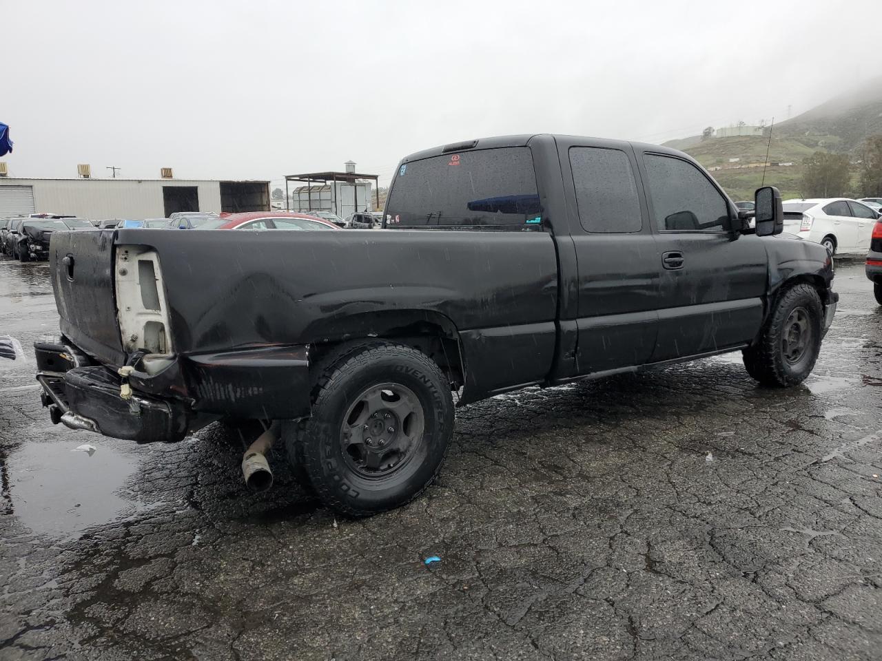 Photo 2 VIN: 1GCEC19VX2Z216471 - CHEVROLET SILVERADO 