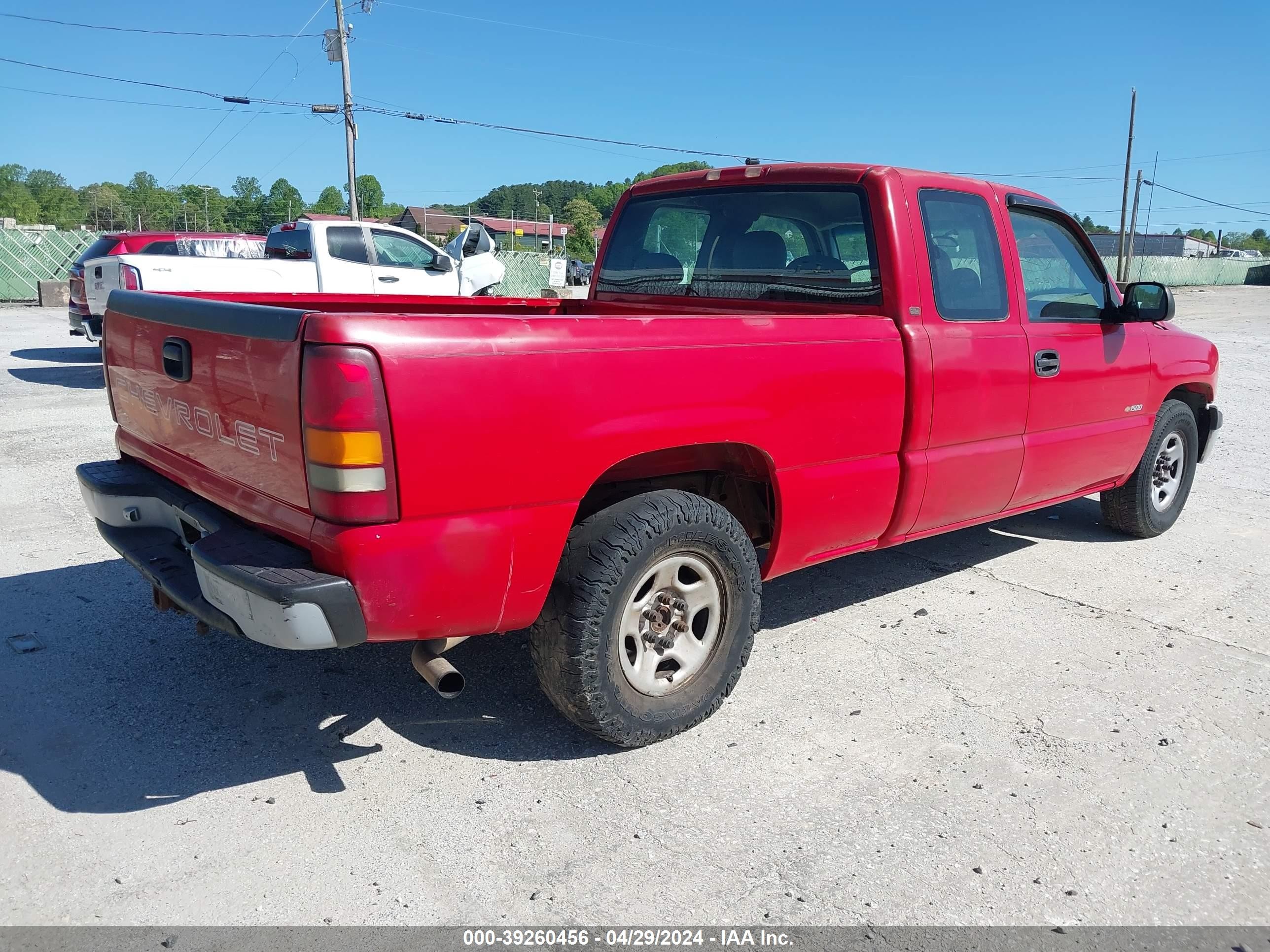 Photo 3 VIN: 1GCEC19W0YZ345627 - CHEVROLET SILVERADO 