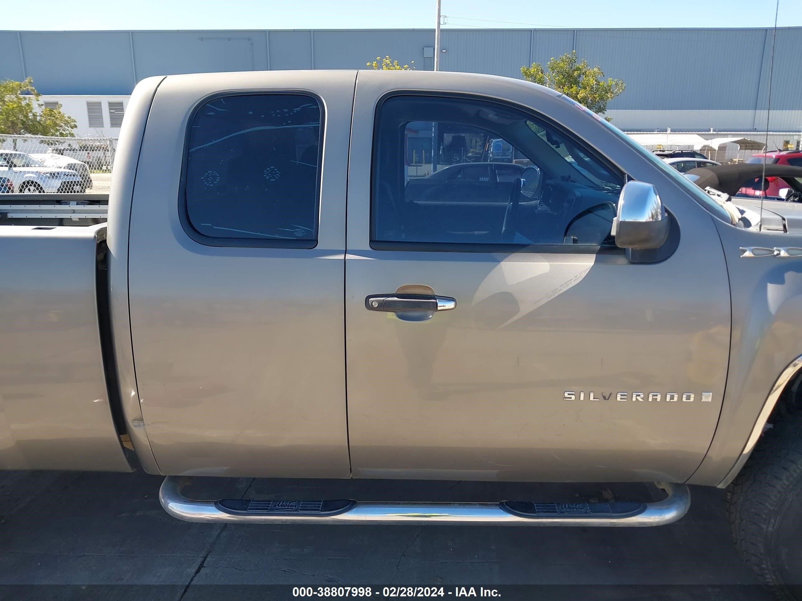 Photo 13 VIN: 1GCEC19X18Z135806 - CHEVROLET SILVERADO 