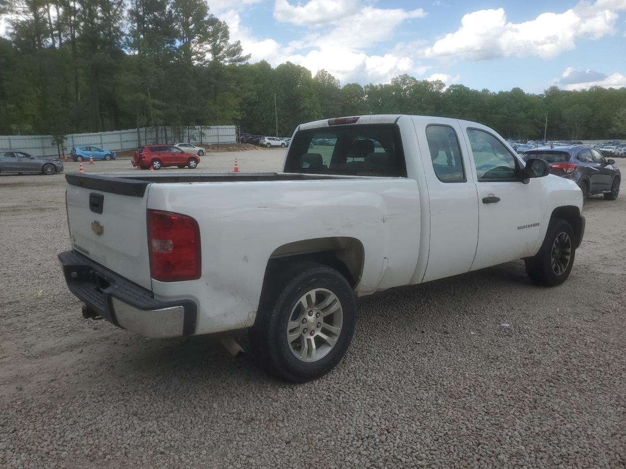 Photo 2 VIN: 1GCEC19X28Z249104 - CHEVROLET SILVERADO 