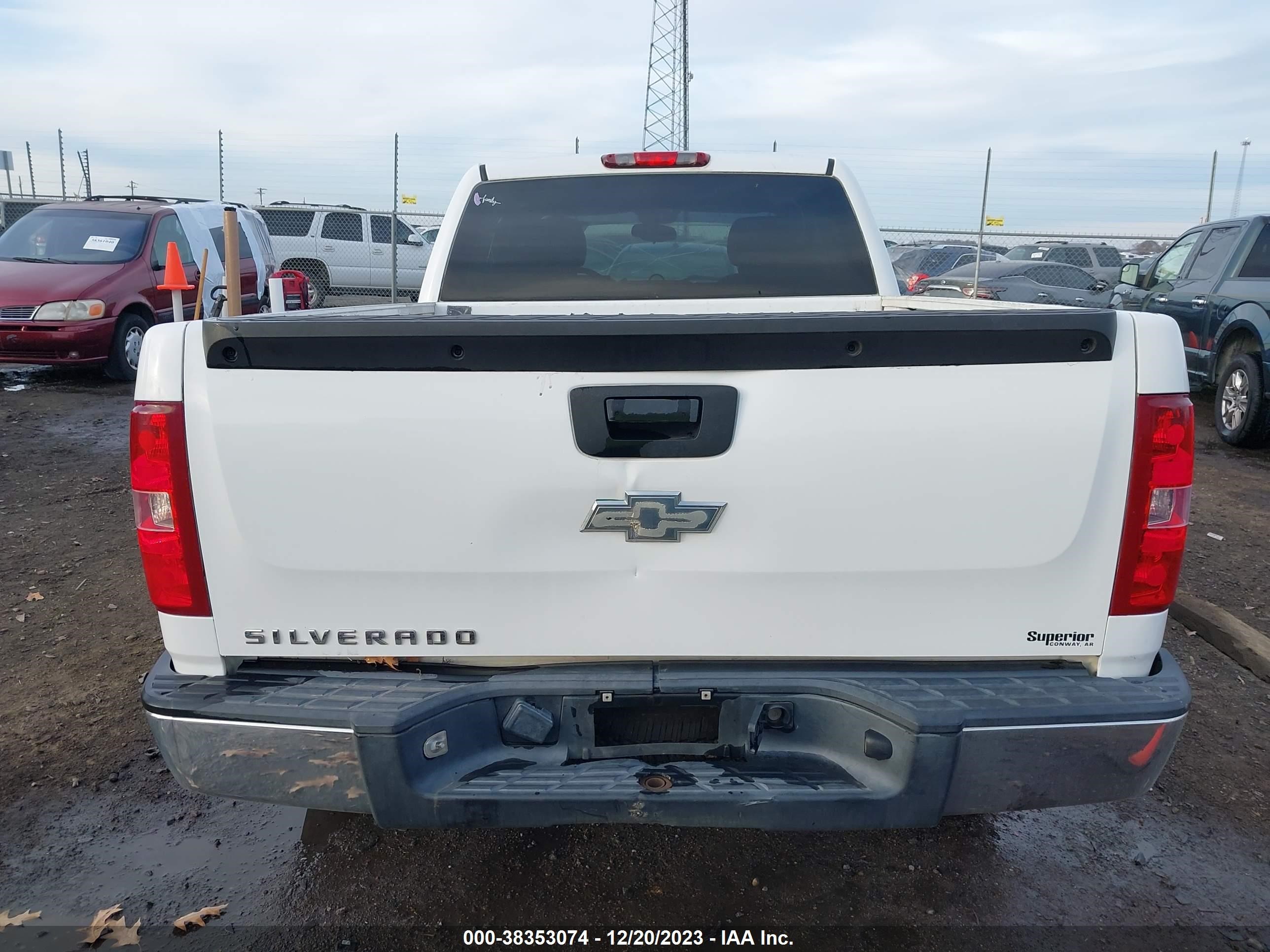 Photo 15 VIN: 1GCEC19X37Z639823 - CHEVROLET SILVERADO 