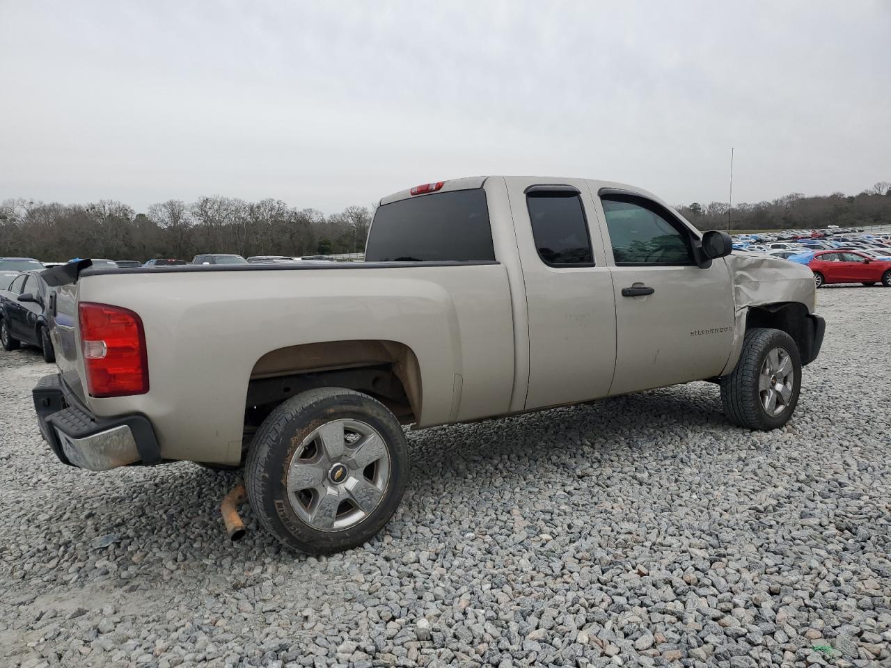 Photo 2 VIN: 1GCEC19X38Z286582 - CHEVROLET SILVERADO 