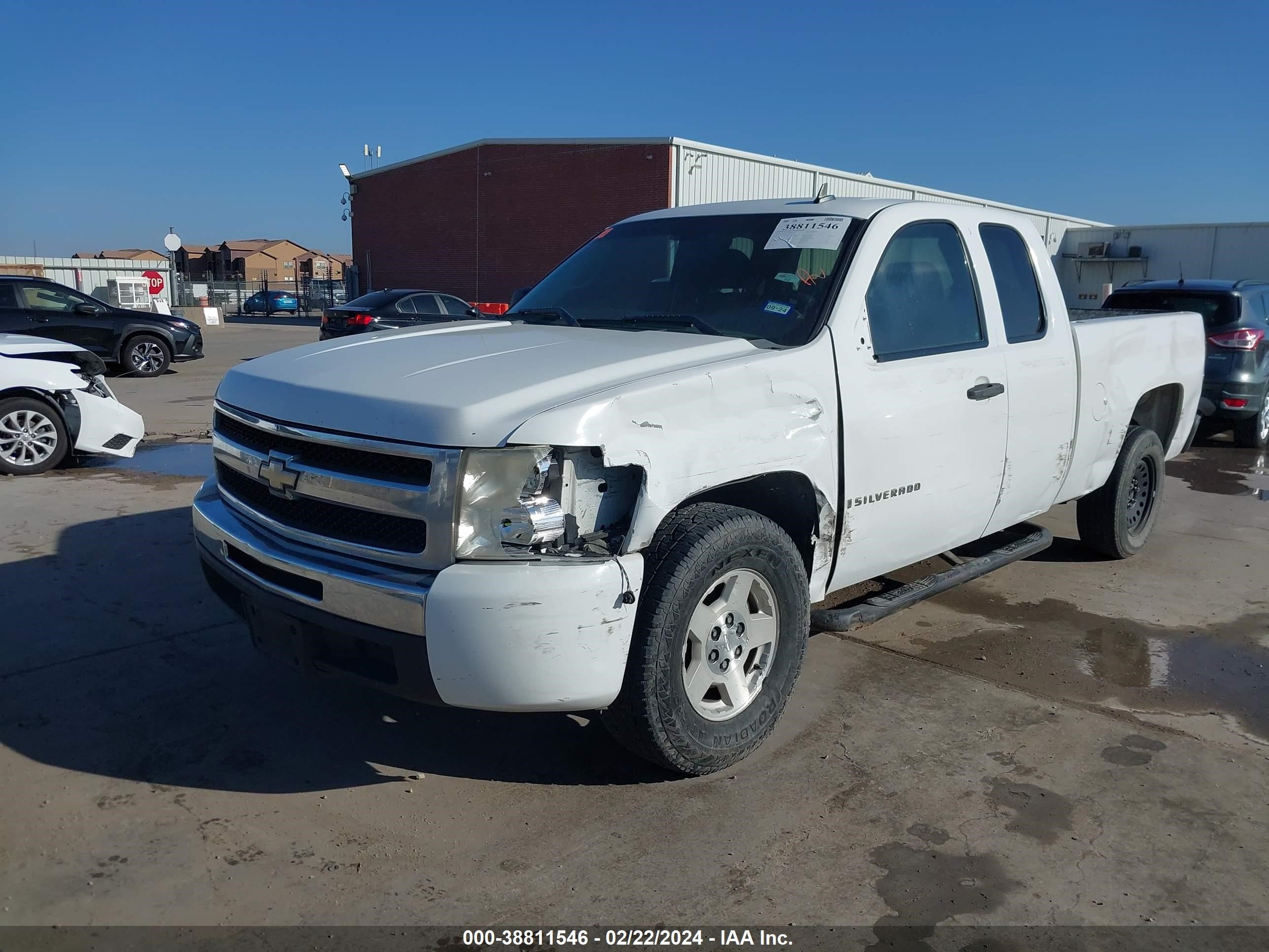 Photo 1 VIN: 1GCEC19X39Z164760 - CHEVROLET SILVERADO 