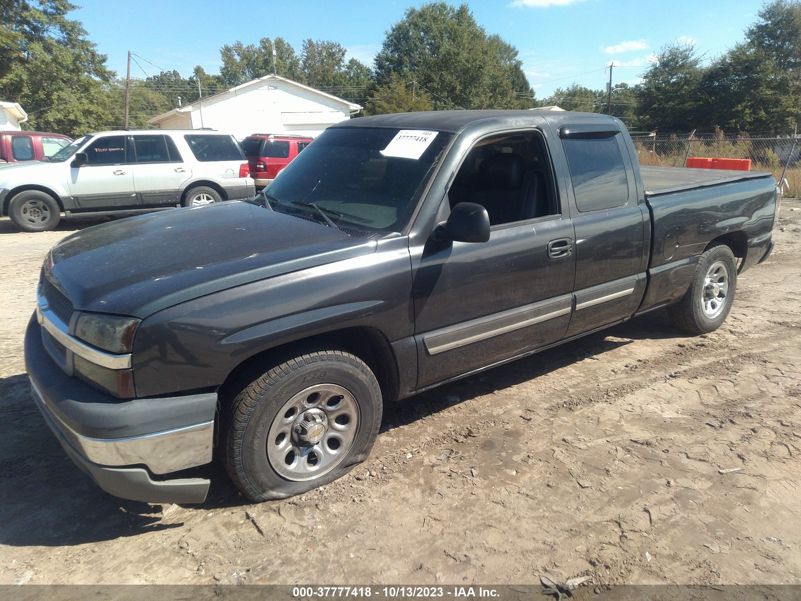 Photo 1 VIN: 1GCEC19X45Z169301 - CHEVROLET SILVERADO 