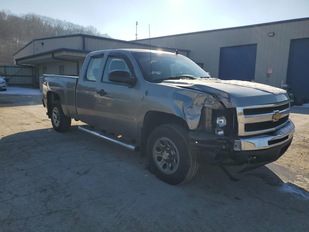 Photo 3 VIN: 1GCEC19X69Z236907 - CHEVROLET SILVERADO 