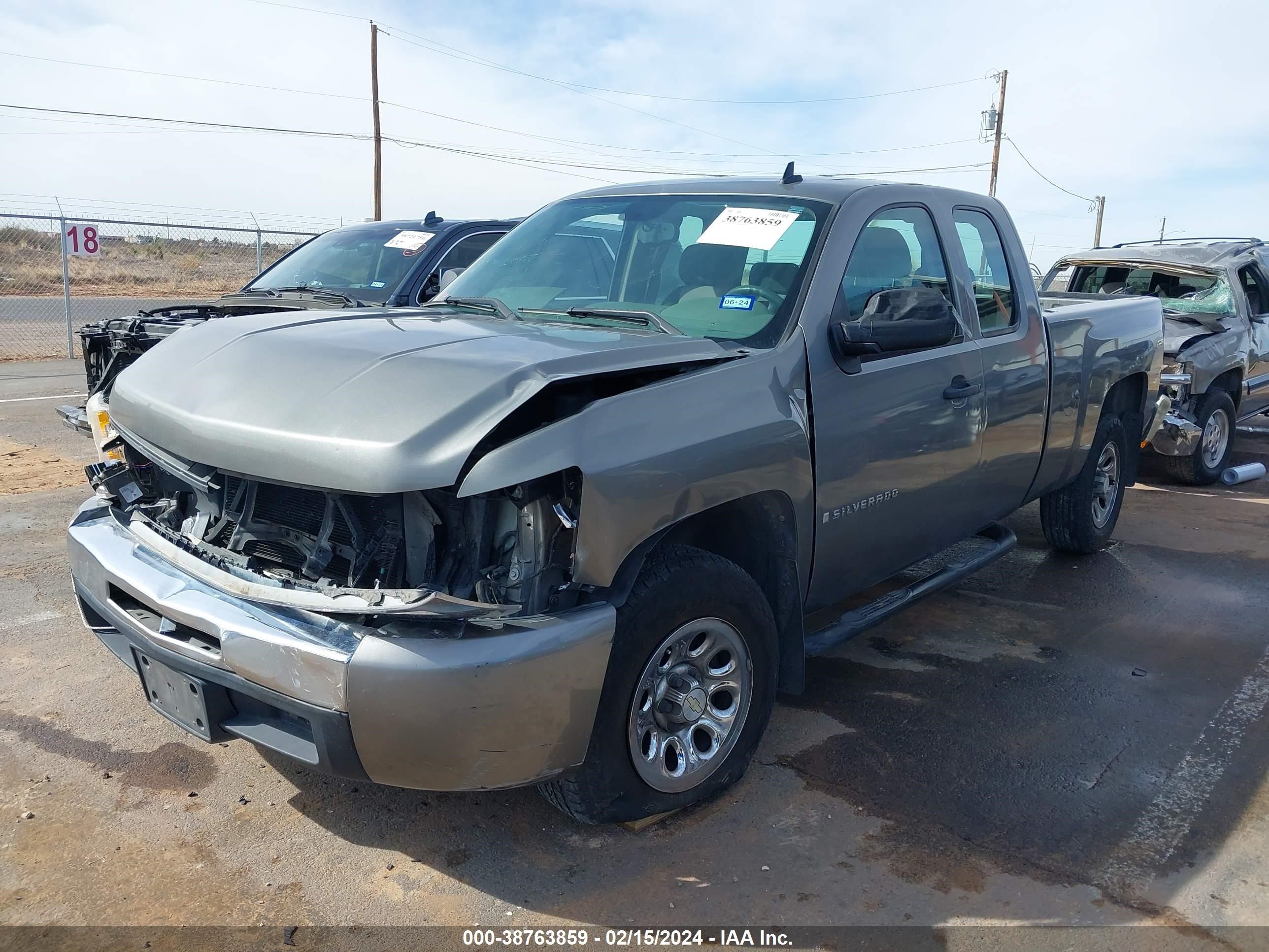 Photo 1 VIN: 1GCEC19X79Z252646 - CHEVROLET SILVERADO 