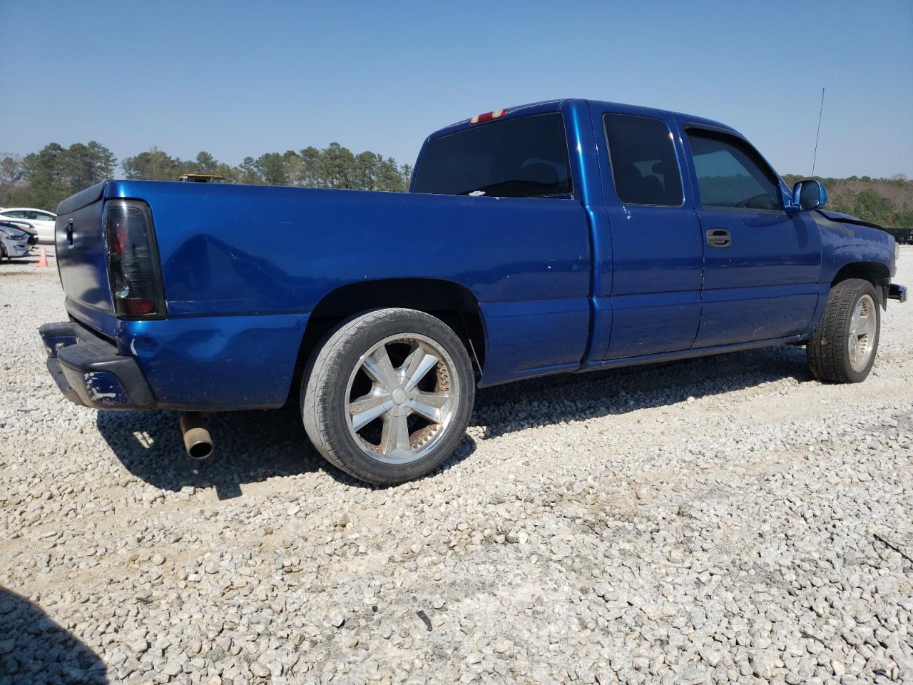 Photo 2 VIN: 1GCEC19X94Z206261 - CHEVROLET SILVERADO 