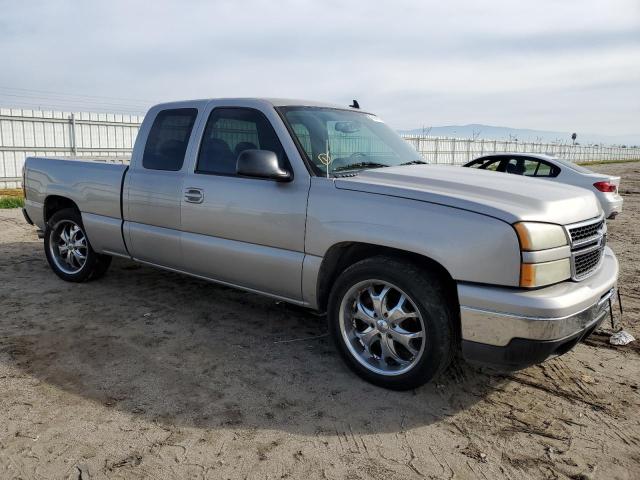 Photo 3 VIN: 1GCEC19Z16Z138025 - CHEVROLET SILVERADO 