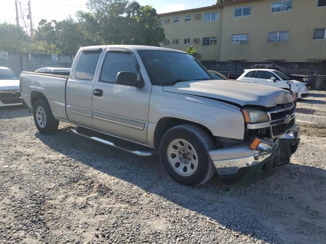 Photo 3 VIN: 1GCEC19Z37Z180682 - CHEVROLET SILVERADO 