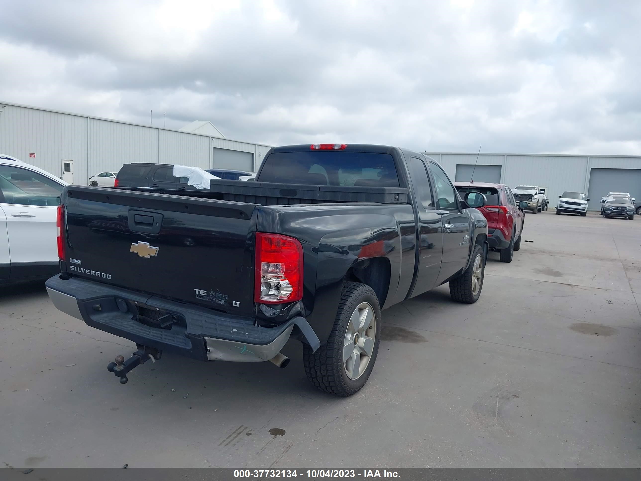 Photo 3 VIN: 1GCEC29009Z229041 - CHEVROLET SILVERADO 