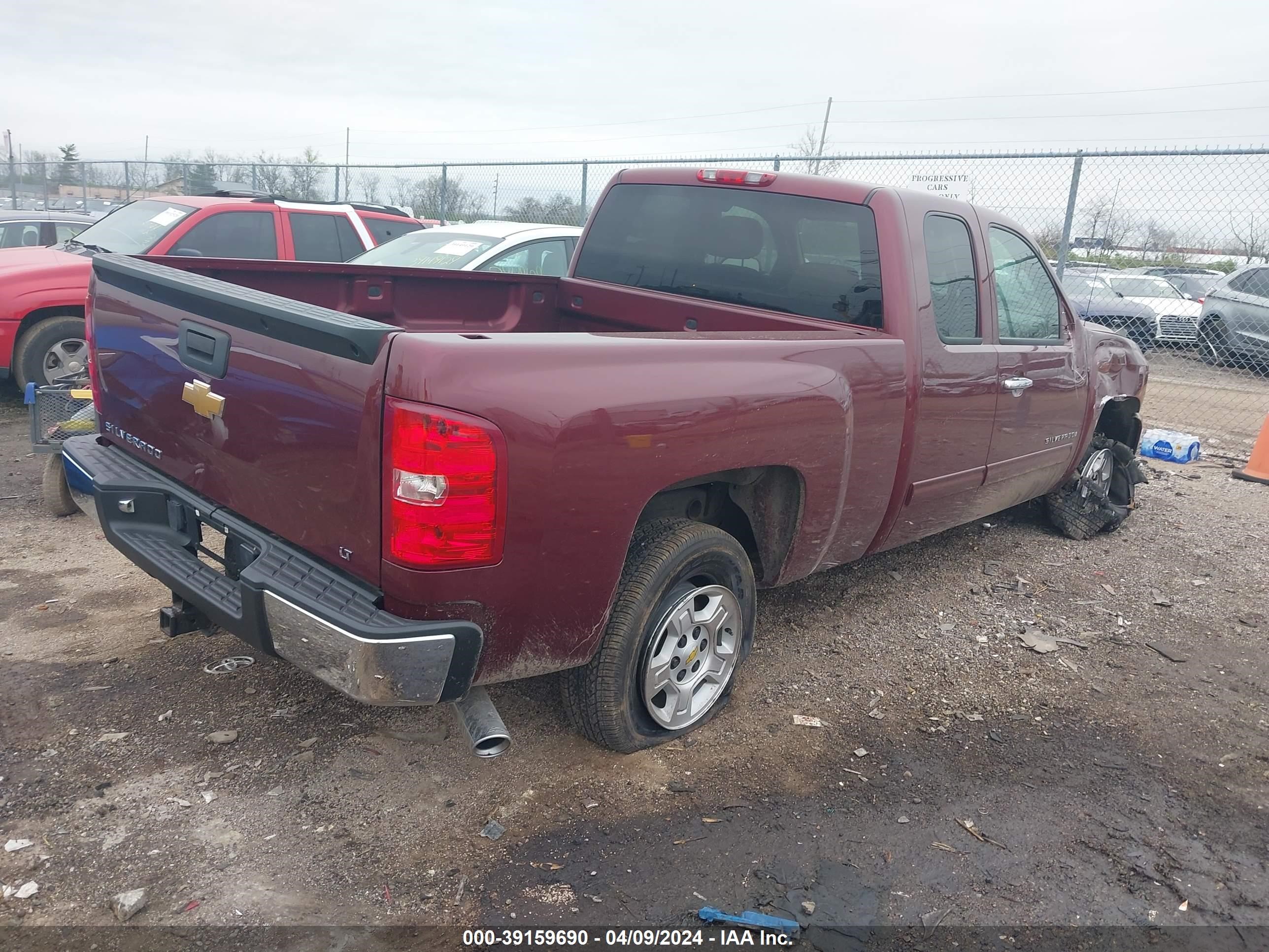 Photo 3 VIN: 1GCEC29049Z135325 - CHEVROLET SILVERADO 