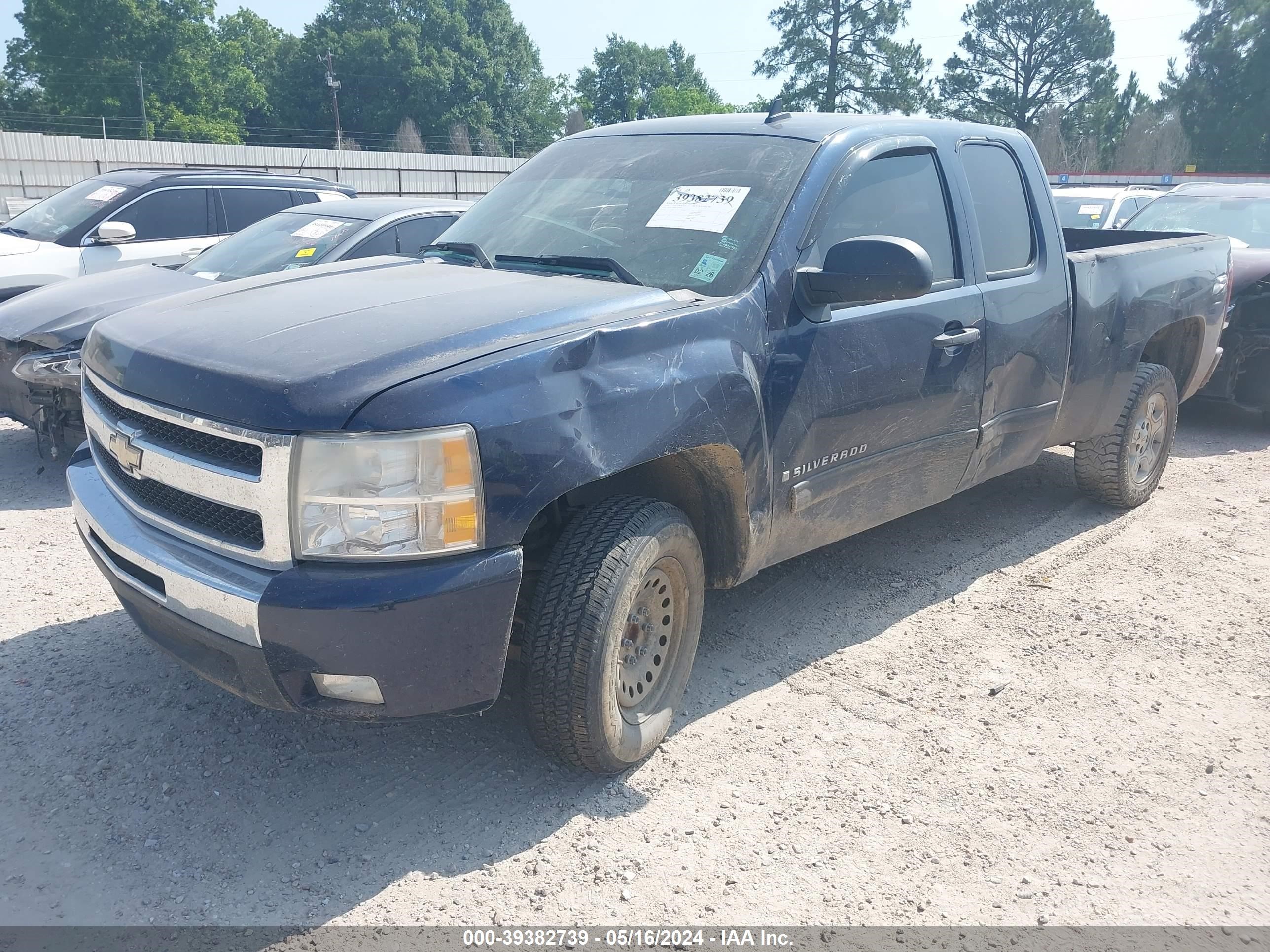 Photo 1 VIN: 1GCEC29099Z274656 - CHEVROLET SILVERADO 