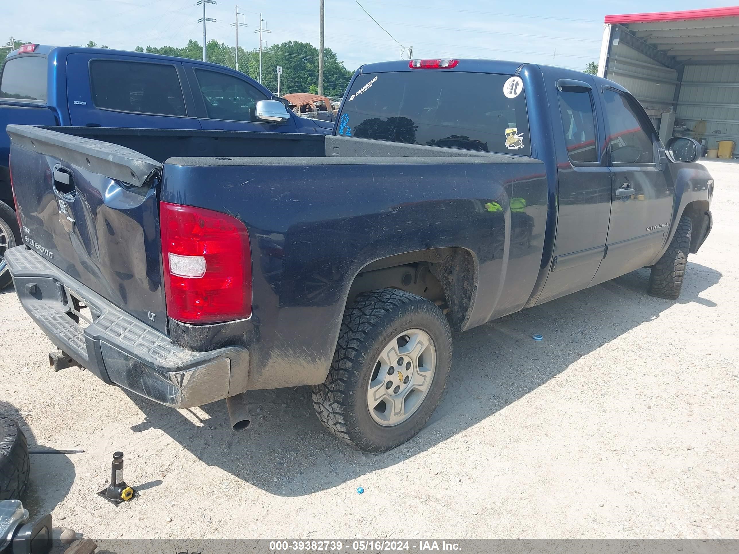 Photo 3 VIN: 1GCEC29099Z274656 - CHEVROLET SILVERADO 