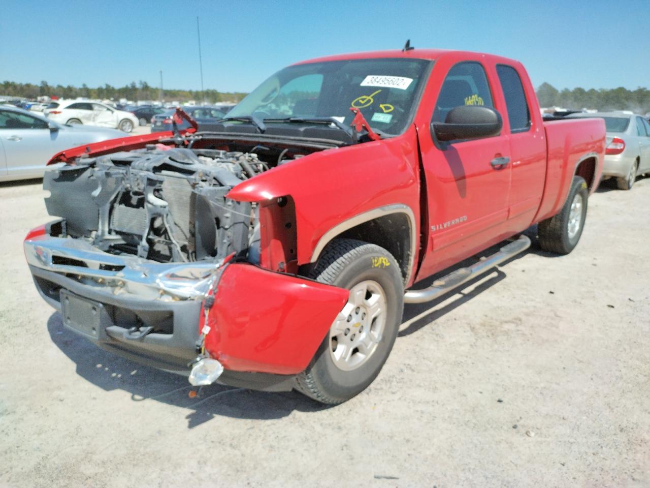 Photo 1 VIN: 1GCEC29J19Z215500 - CHEVROLET SILVERADO 