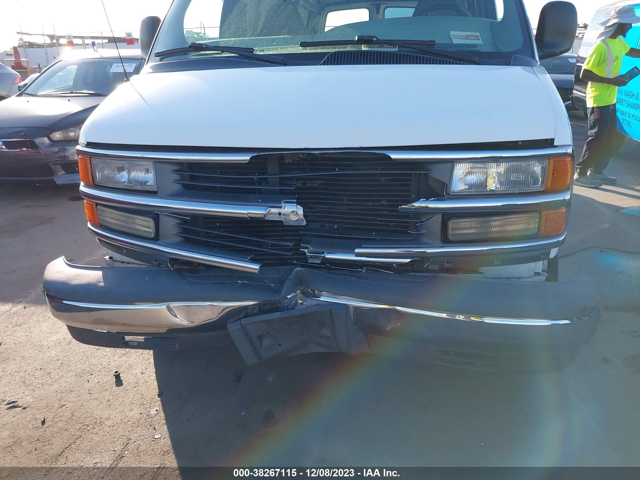 Photo 11 VIN: 1GCEG15M4X1160308 - CHEVROLET EXPRESS 