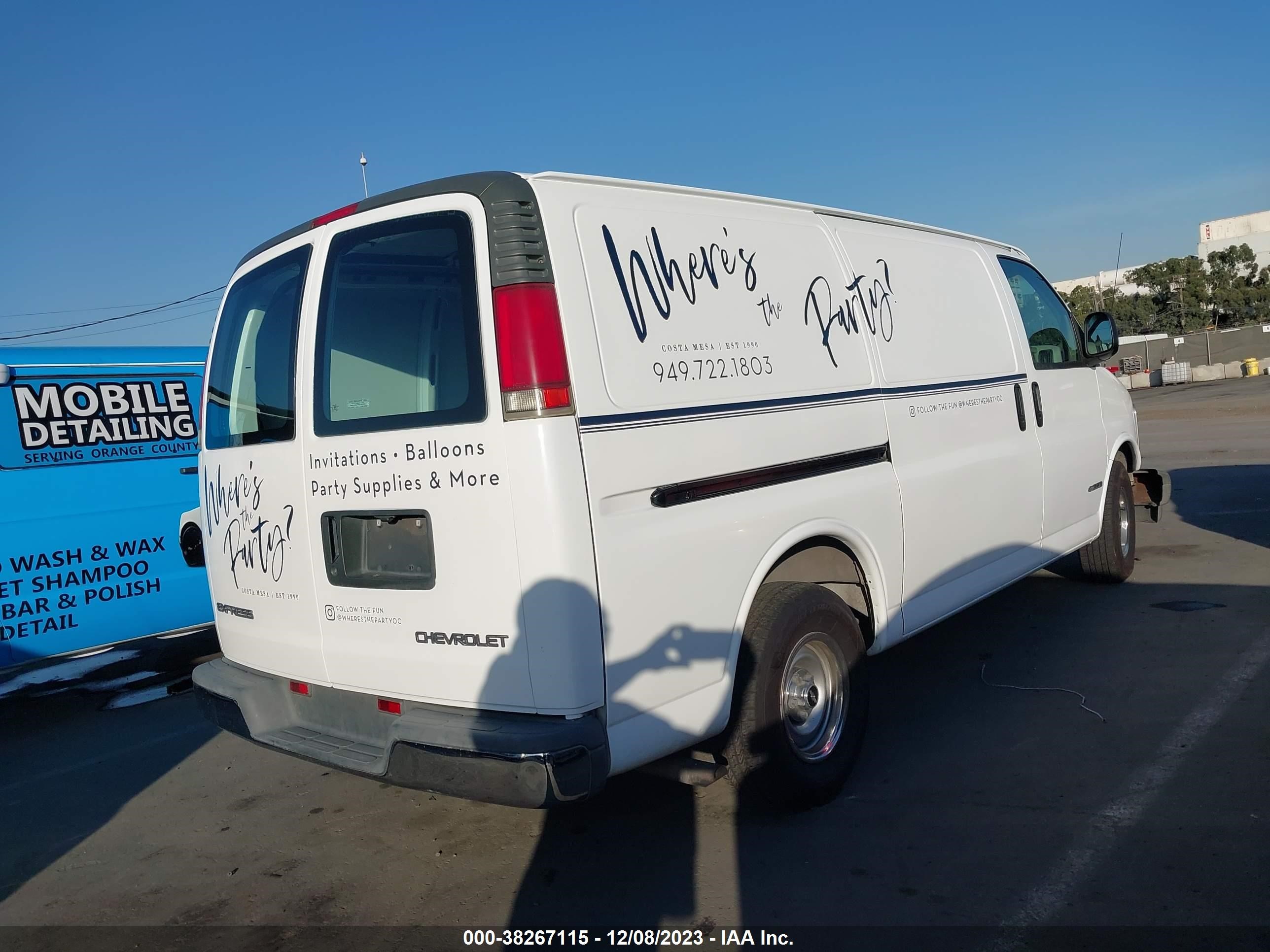 Photo 3 VIN: 1GCEG15M4X1160308 - CHEVROLET EXPRESS 