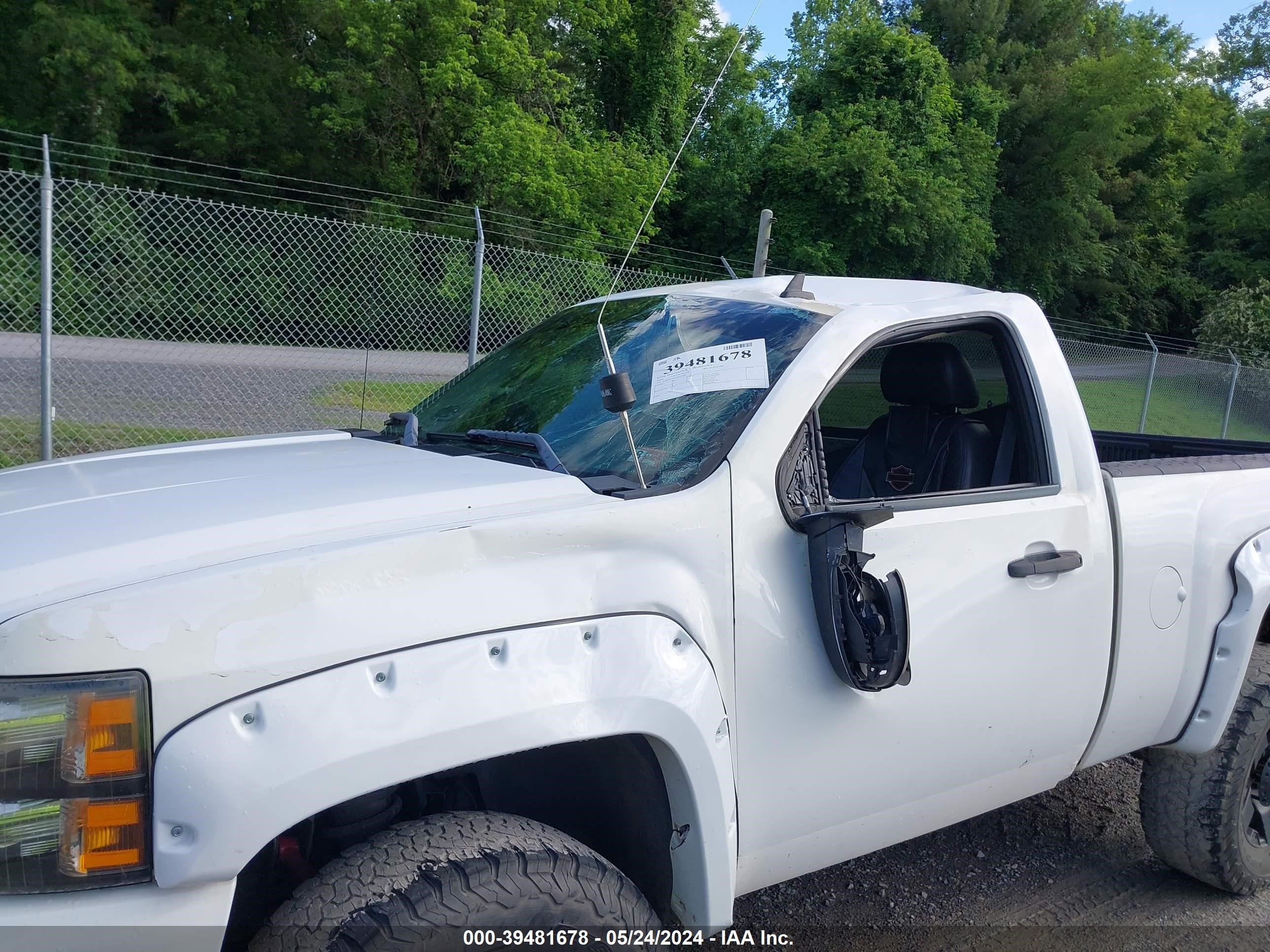 Photo 5 VIN: 1GCEK14047Z584909 - CHEVROLET SILVERADO 