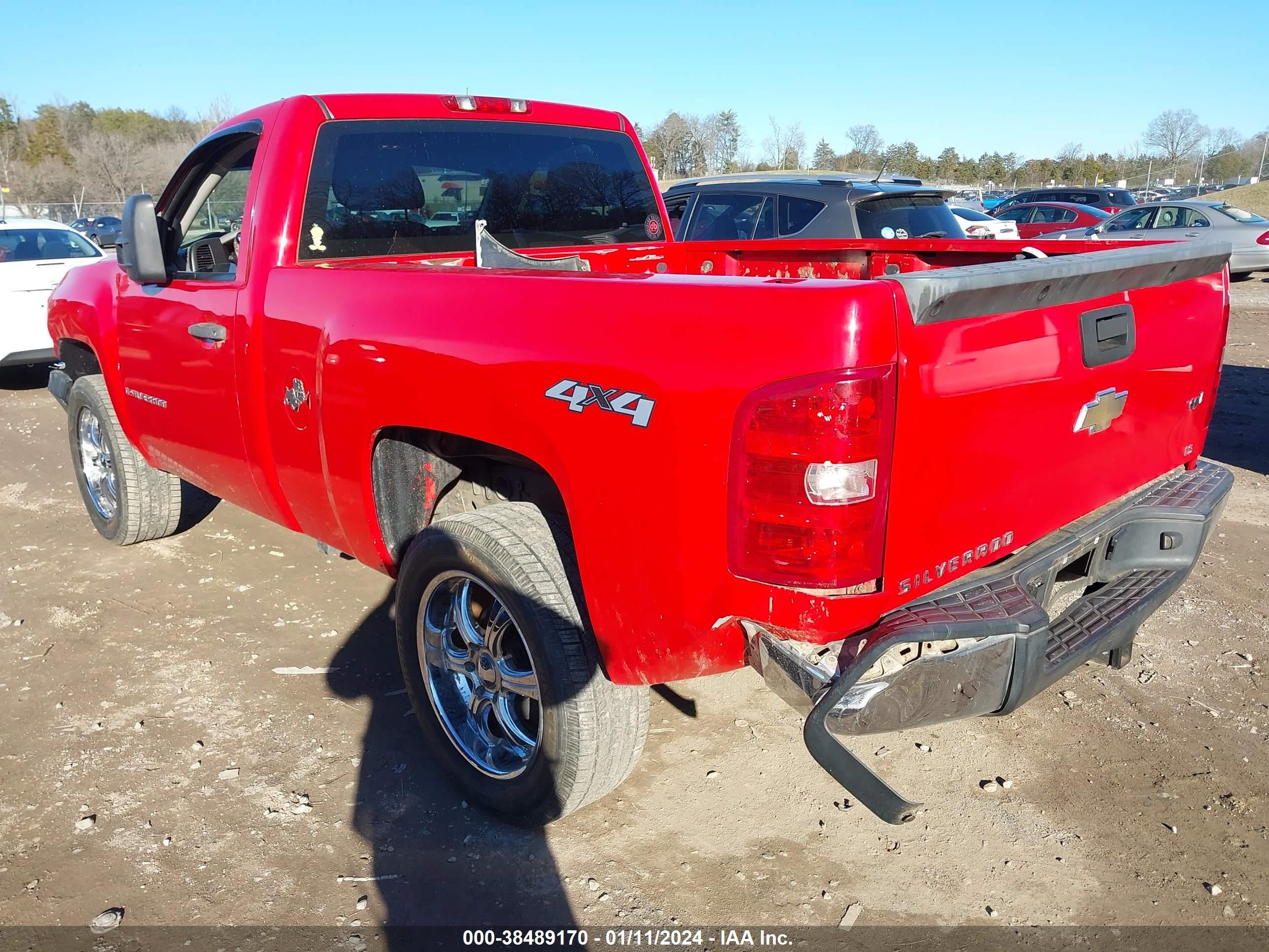 Photo 2 VIN: 1GCEK14C38Z282362 - CHEVROLET SILVERADO 