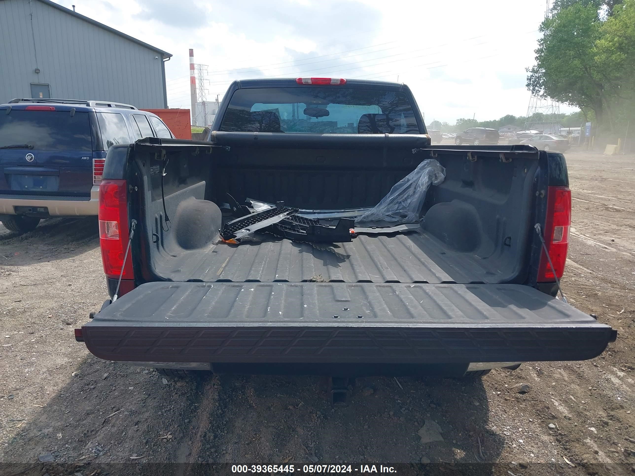 Photo 7 VIN: 1GCEK14C58Z263599 - CHEVROLET SILVERADO 