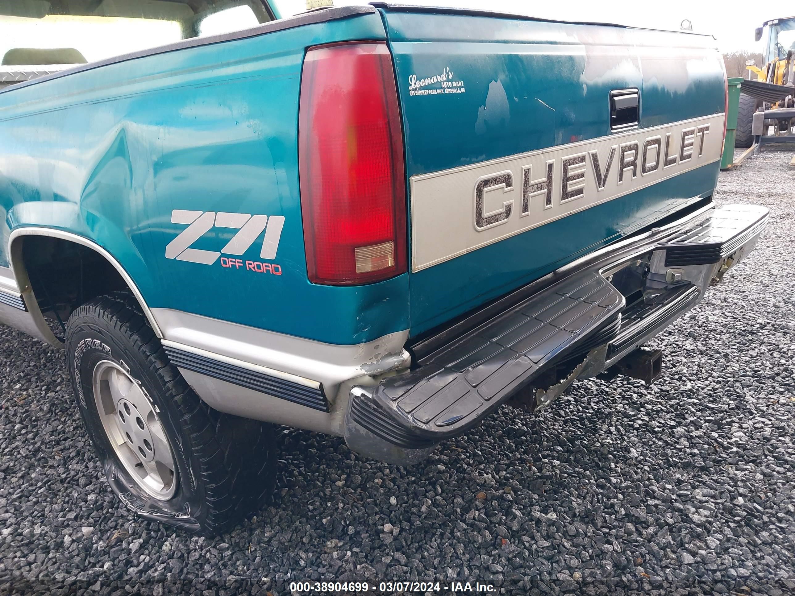 Photo 5 VIN: 1GCEK14K3RZ167365 - CHEVROLET GMT-400 