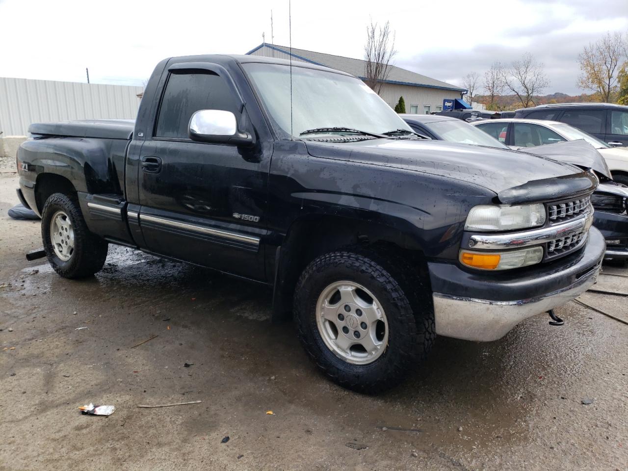 Photo 3 VIN: 1GCEK14T22Z343983 - CHEVROLET SILVERADO 