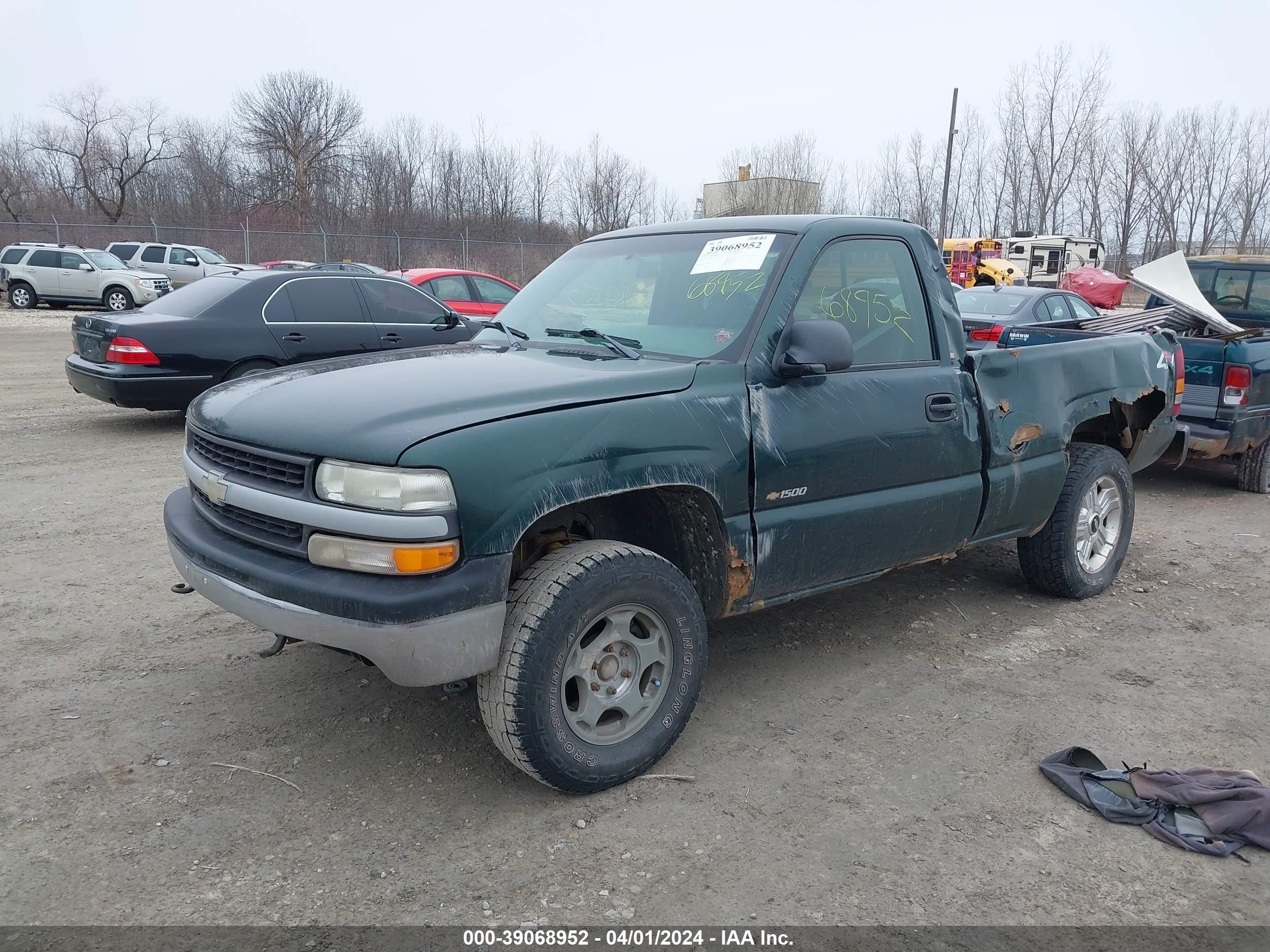 Photo 1 VIN: 1GCEK14T31Z133360 - CHEVROLET SILVERADO 