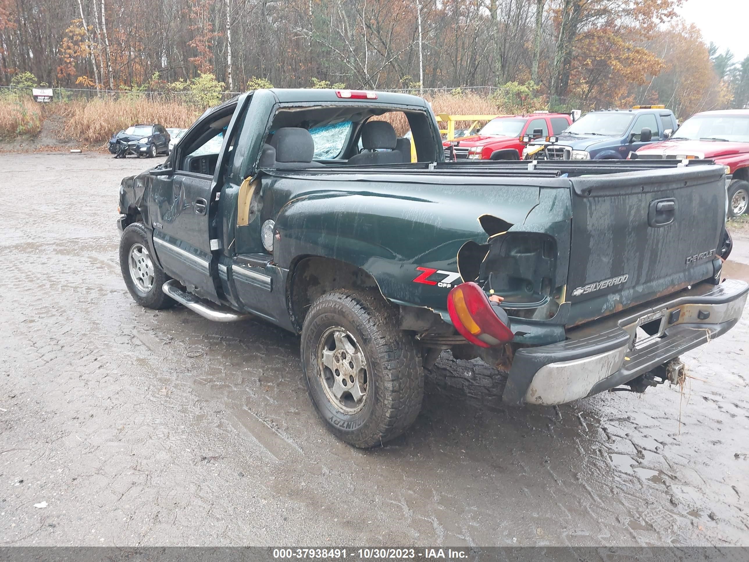 Photo 2 VIN: 1GCEK14T31Z218330 - CHEVROLET SILVERADO 