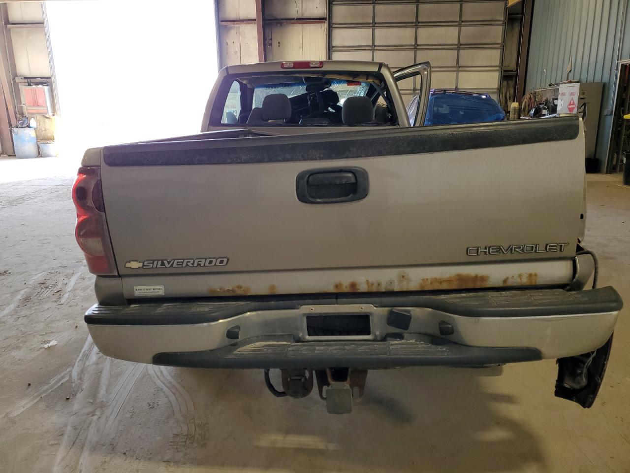 Photo 5 VIN: 1GCEK14T33E361739 - CHEVROLET SILVERADO 