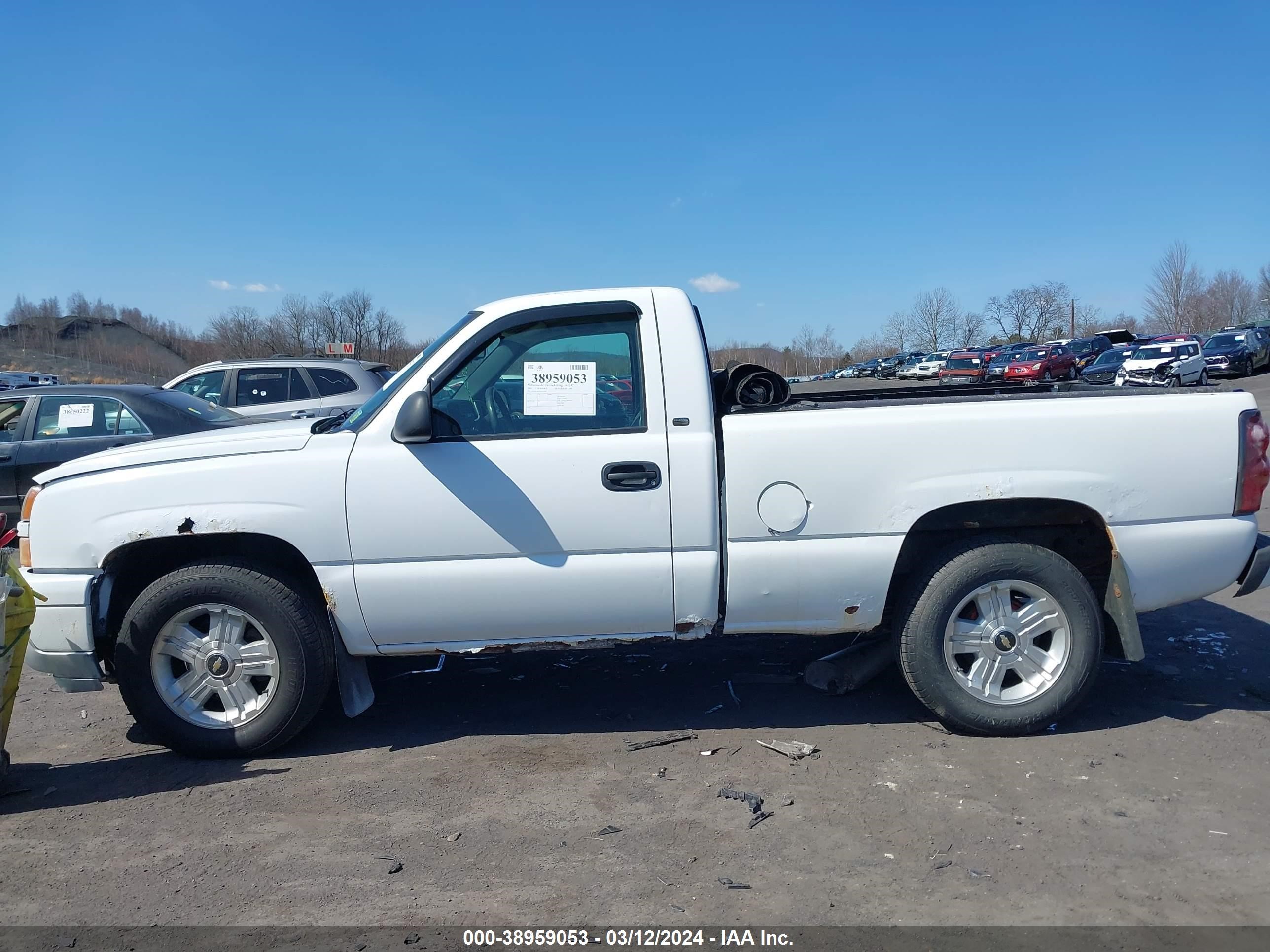 Photo 5 VIN: 1GCEK14T35Z173525 - CHEVROLET SILVERADO 