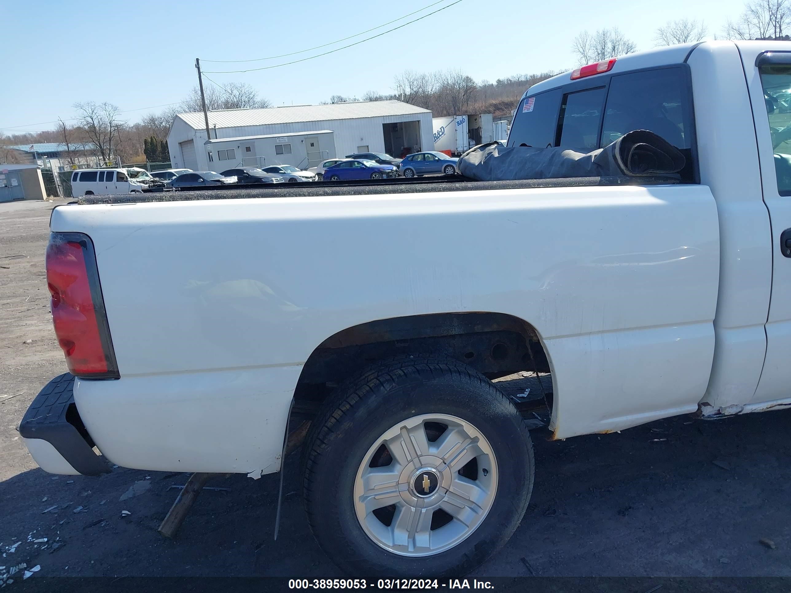 Photo 7 VIN: 1GCEK14T35Z173525 - CHEVROLET SILVERADO 