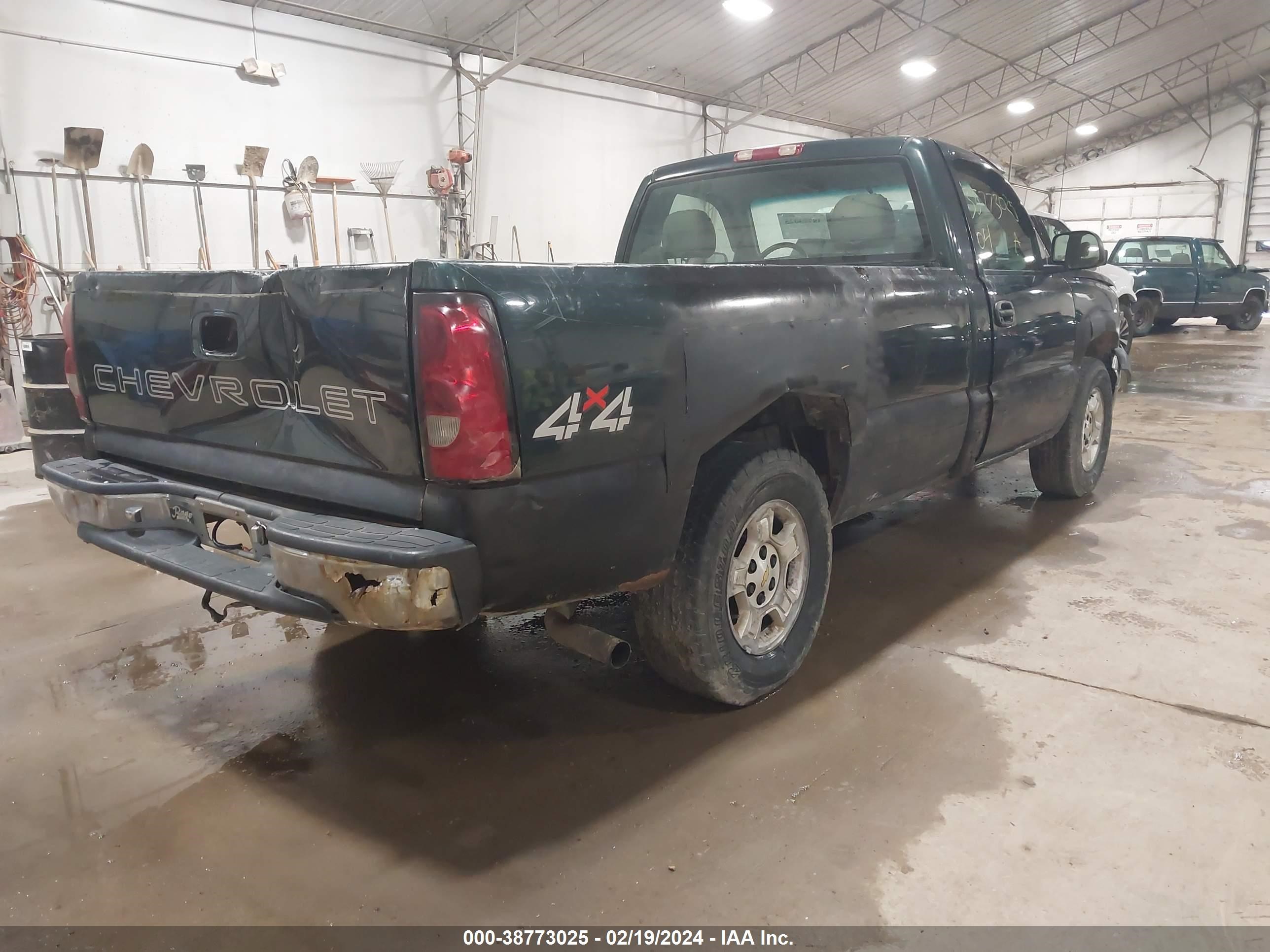 Photo 3 VIN: 1GCEK14T54Z292479 - CHEVROLET SILVERADO 