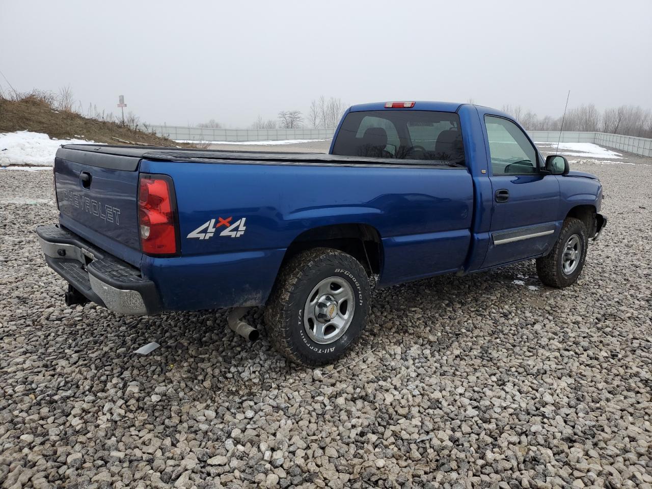 Photo 2 VIN: 1GCEK14T84E113598 - CHEVROLET SILVERADO 