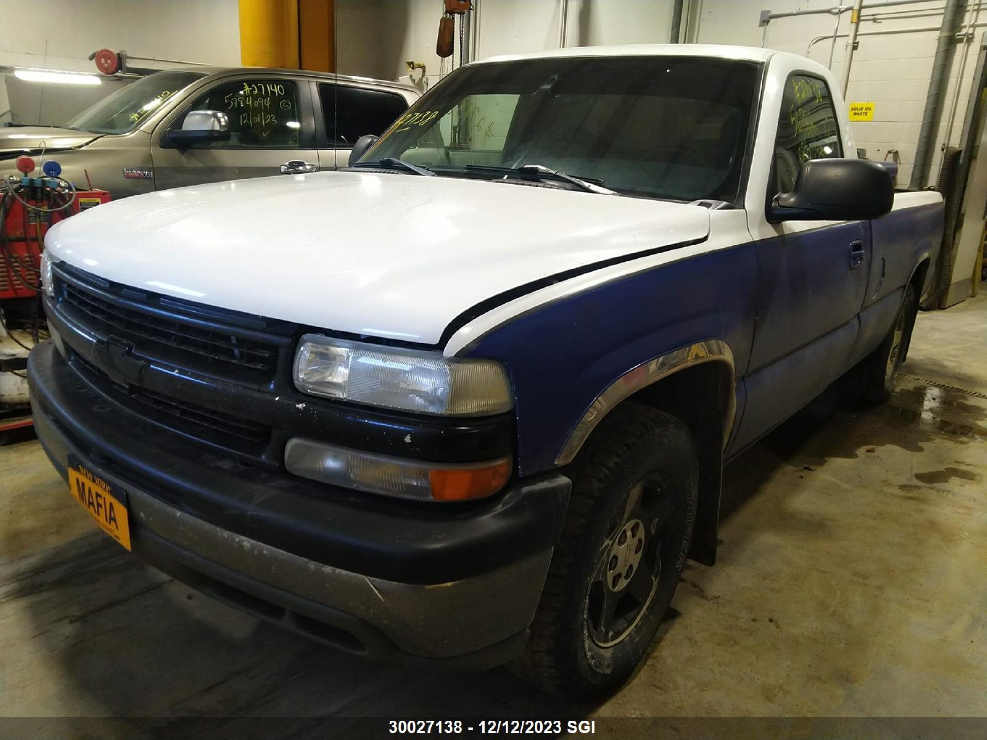 Photo 1 VIN: 1GCEK14T8XE198334 - CHEVROLET SILVERADO 