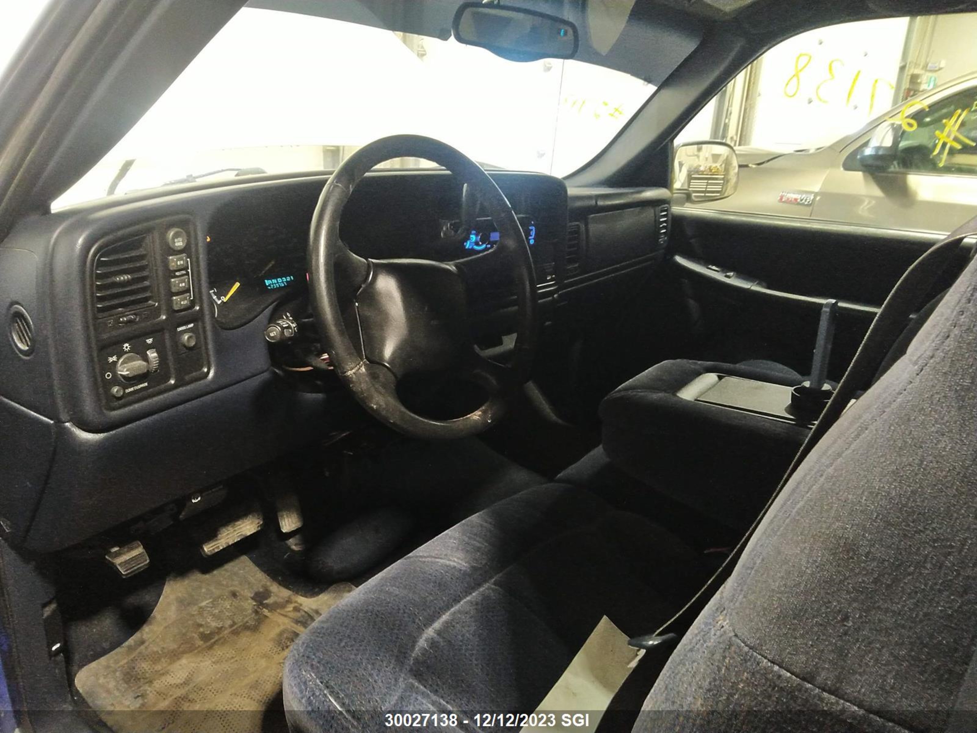 Photo 10 VIN: 1GCEK14T8XE198334 - CHEVROLET SILVERADO 