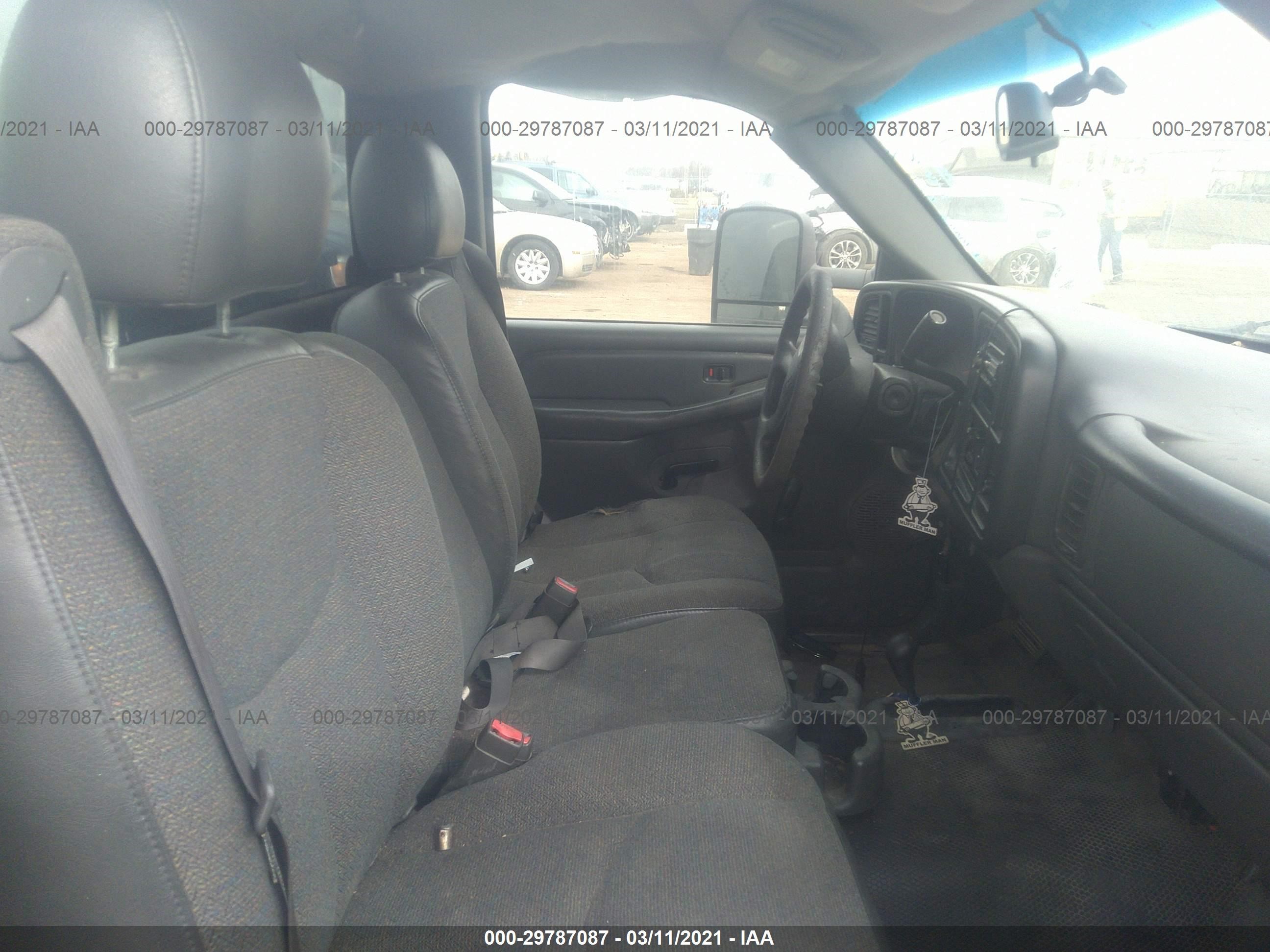 Photo 4 VIN: 1GCEK14TX3Z222233 - CHEVROLET SILVERADO 