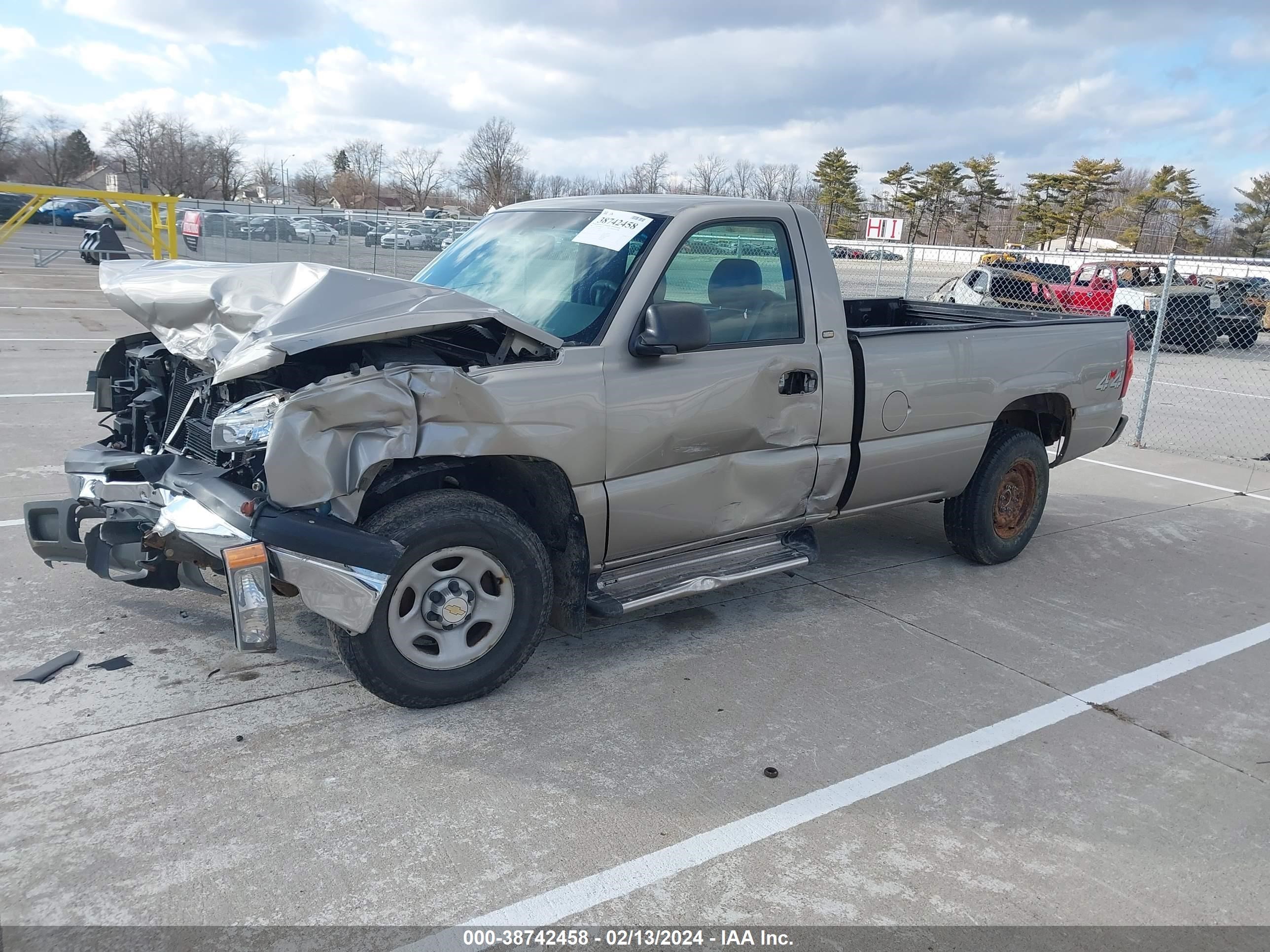 Photo 1 VIN: 1GCEK14V13Z234448 - CHEVROLET SILVERADO 