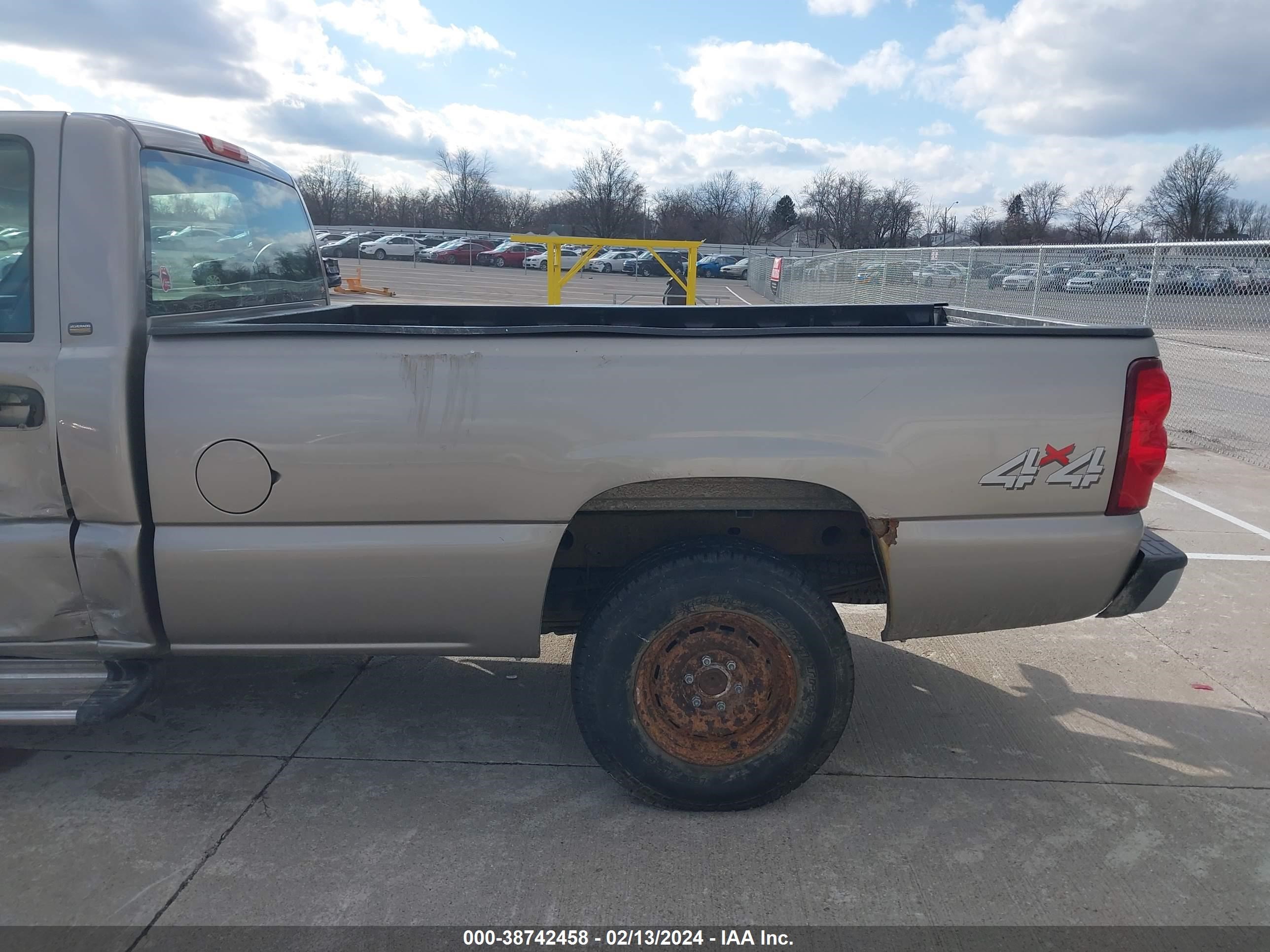 Photo 14 VIN: 1GCEK14V13Z234448 - CHEVROLET SILVERADO 