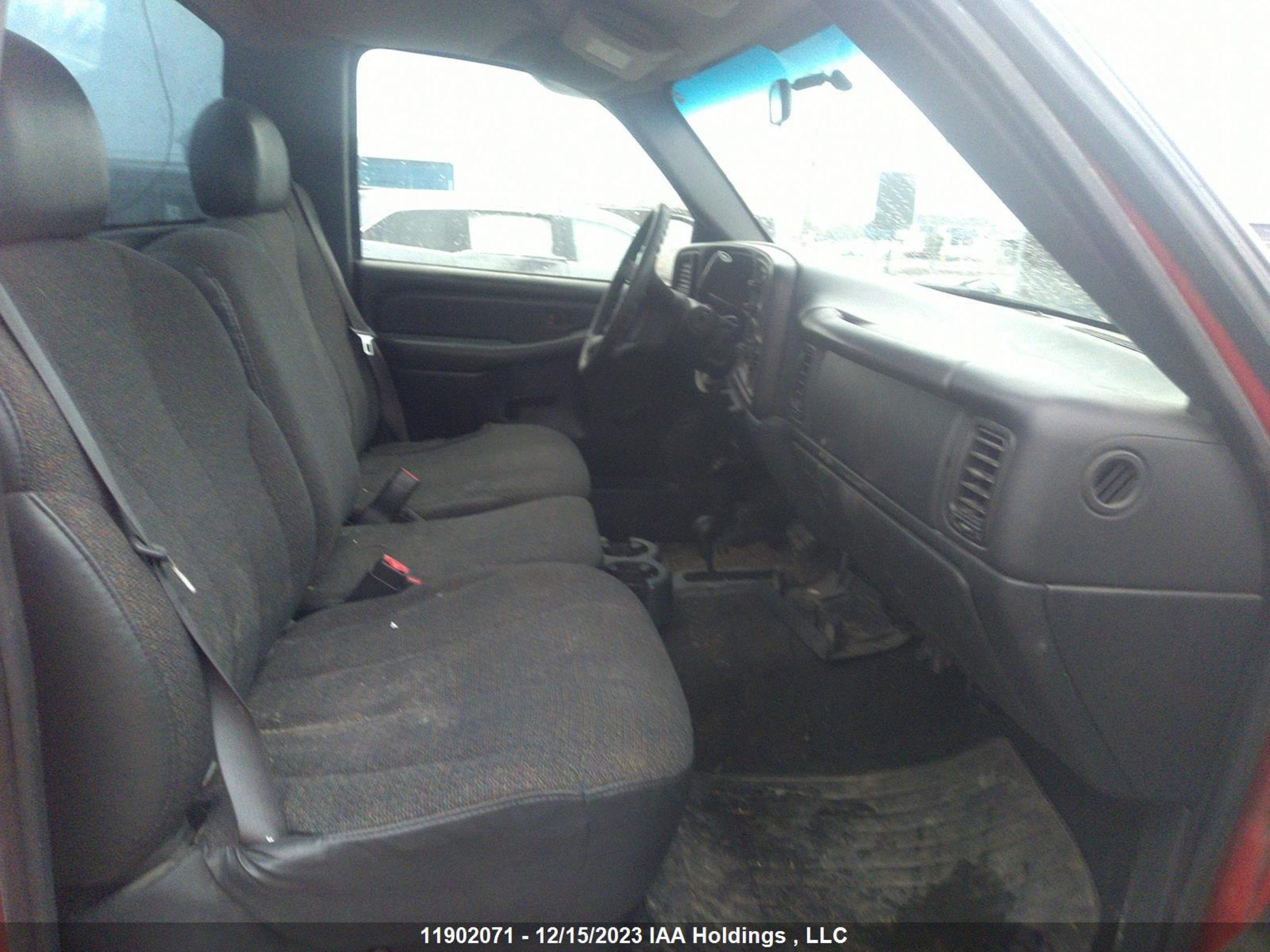 Photo 7 VIN: 1GCEK14V32E302402 - CHEVROLET SILVERADO 