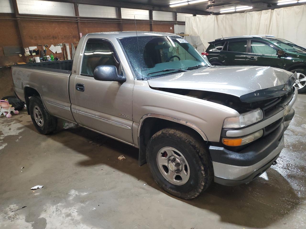 Photo 3 VIN: 1GCEK14WX2Z174967 - CHEVROLET SILVERADO 