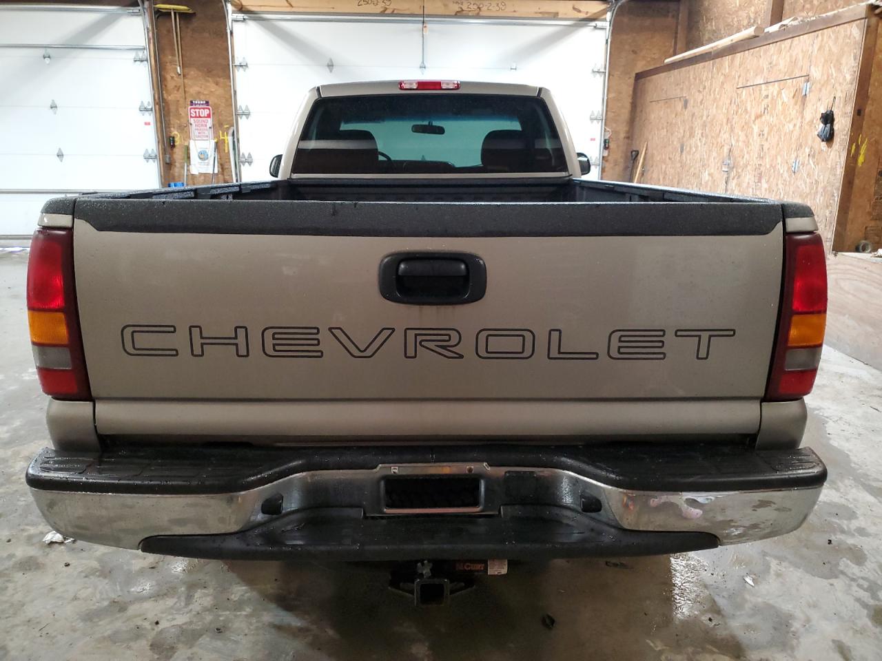 Photo 5 VIN: 1GCEK14WX2Z174967 - CHEVROLET SILVERADO 