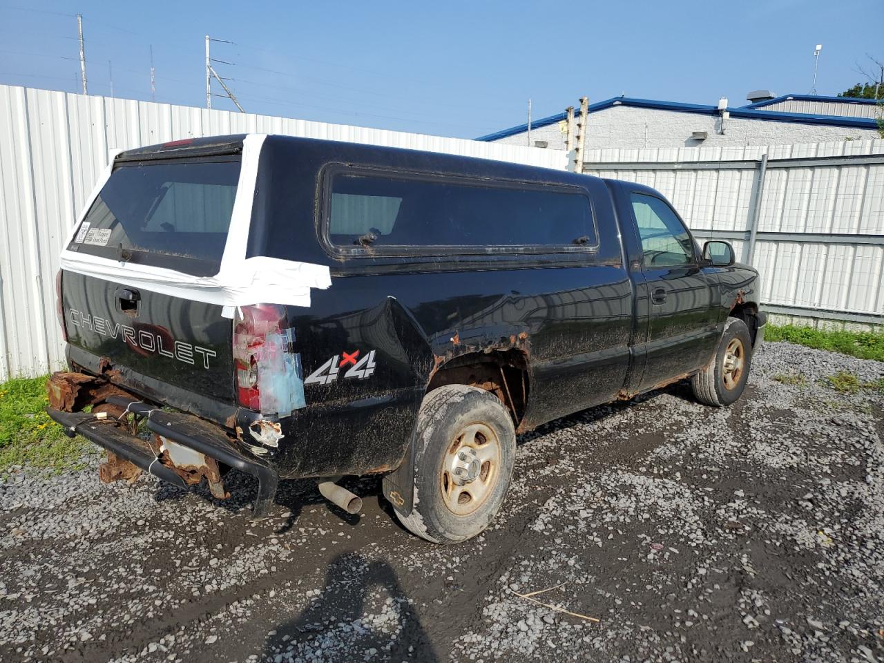 Photo 2 VIN: 1GCEK14X34Z281077 - CHEVROLET SILVERADO 