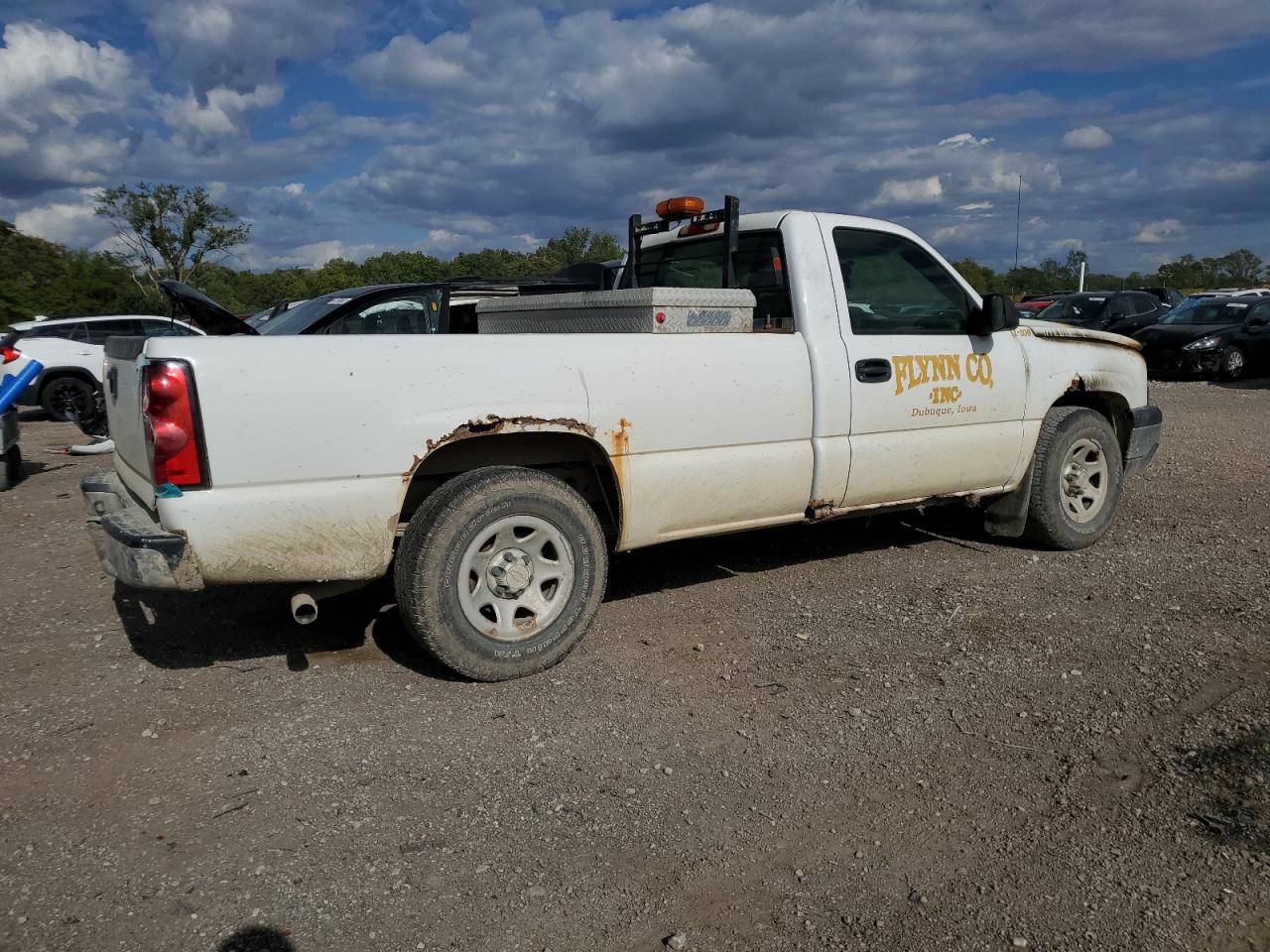 Photo 2 VIN: 1GCEK14X56Z107062 - CHEVROLET SILVERADO 