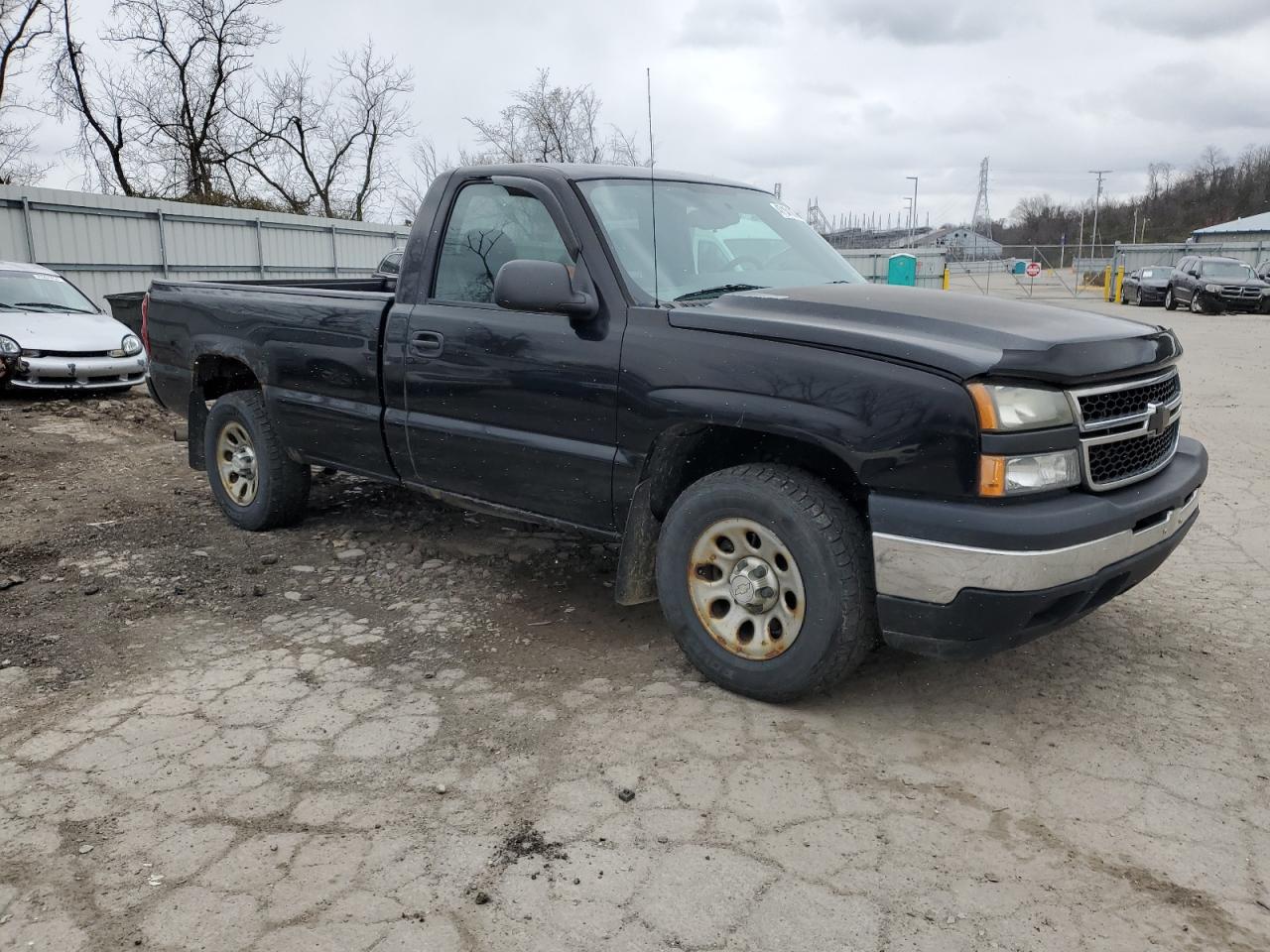 Photo 3 VIN: 1GCEK14X87Z186731 - CHEVROLET SILVERADO 